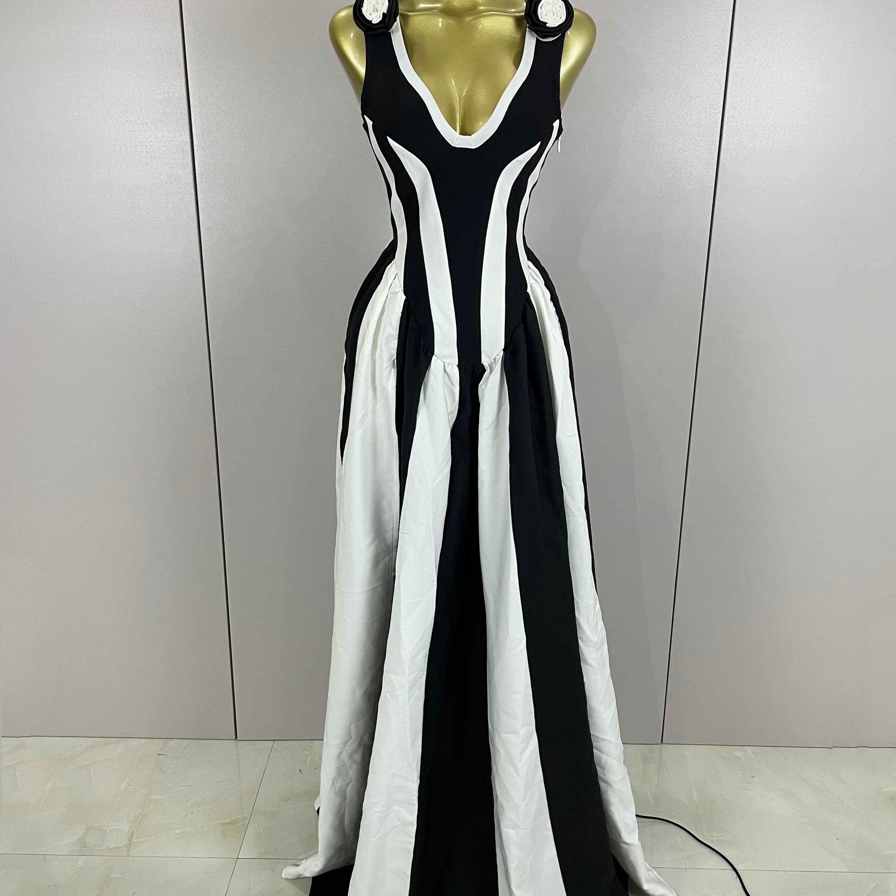 Sexy Black White Flower Stripe High fork Sleeveless Bandage Long Dress 2025 New Women Vacation Party Elegangt Party Club Dresses black