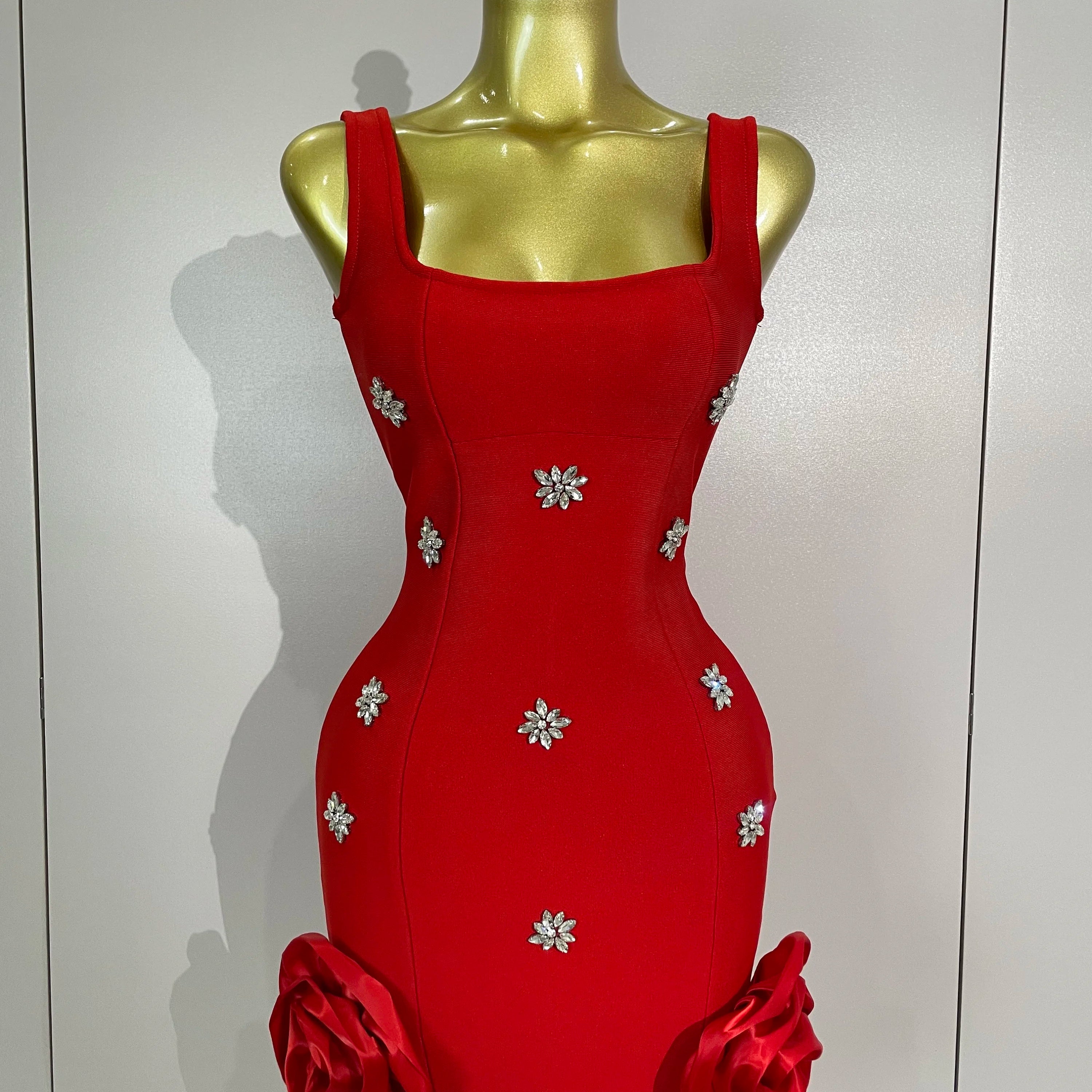 2025 New STyle Shining Crystal Women Sleeveless Bodycon Mini Bandage Dress Elegant Ruffles Cute Birthday Party Celebrate Dress Red