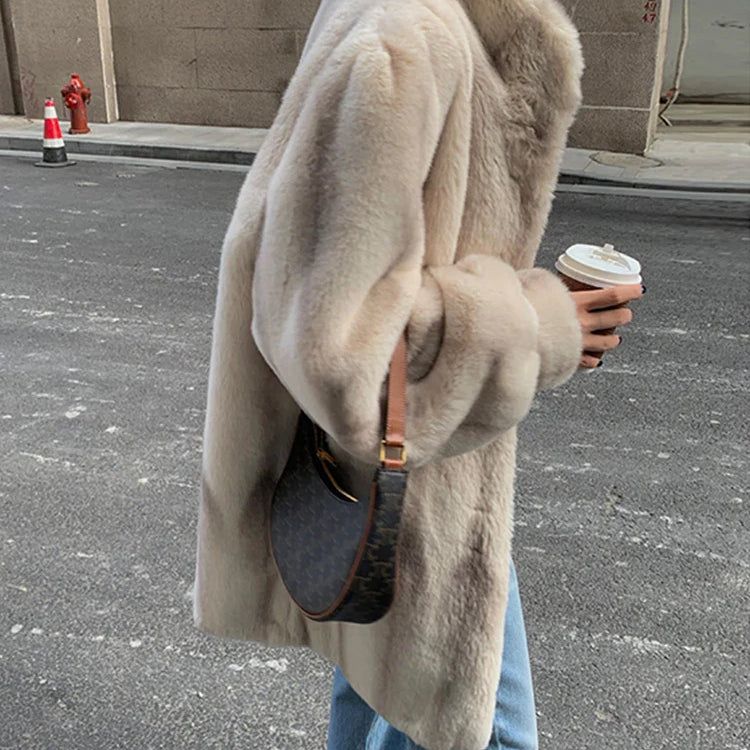 Winter Thick Warm Faux Mink Fur Coat Women Stand Collar Elegant Chic Luxury Designer Clothes Runway Fluffy Jacket 2022