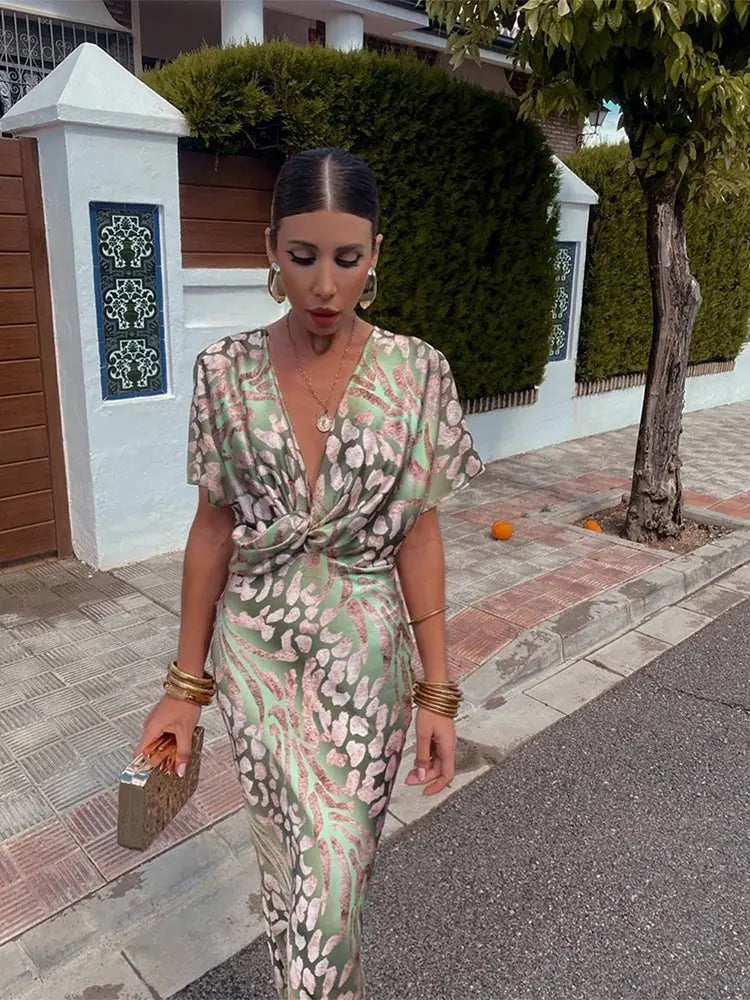 Elegant Printed Satin Midi Dress For Women Chic V-neck Short Sleeve Pleated Bodycon Dresses Summer Female Chic Street Robes 2024