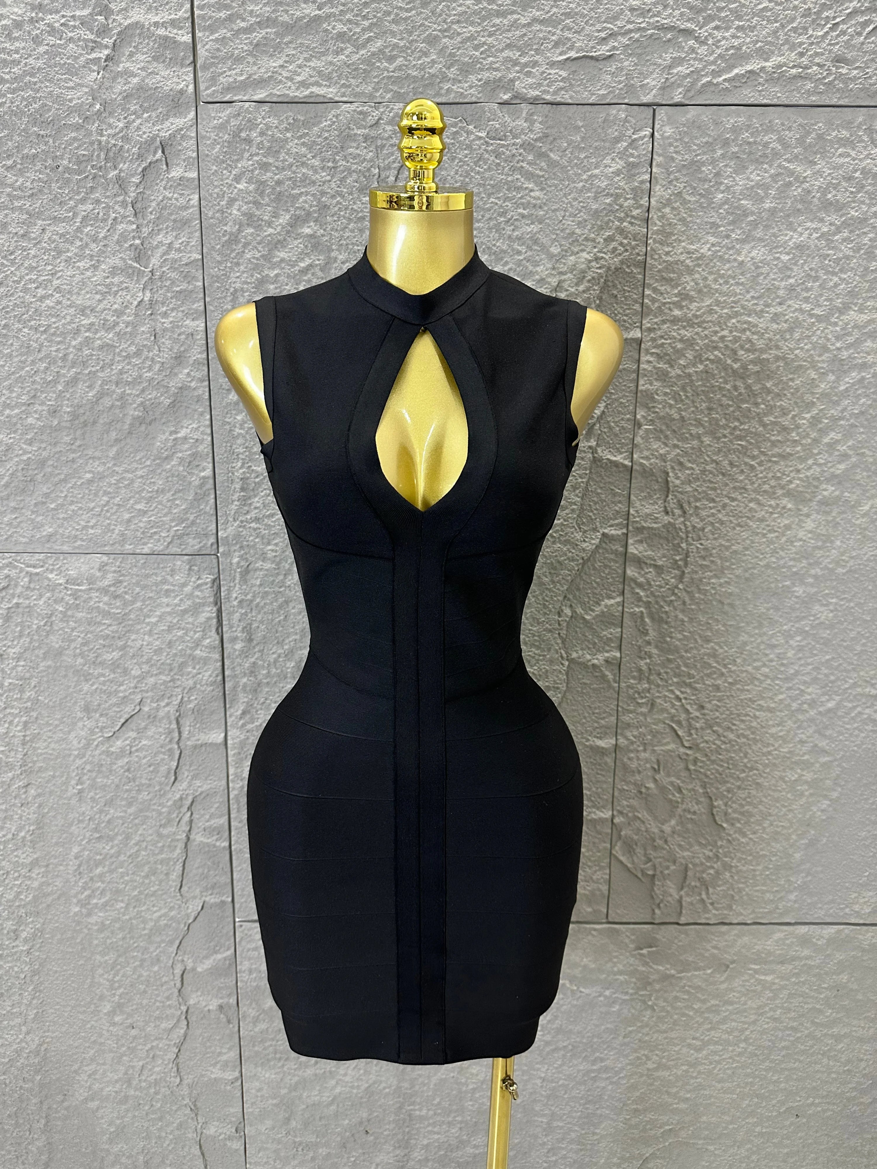 Sexy Sleeveless Keyhole Cutout Bandage Form-Fitting Outfit Evening Gala Party Fashion Celebrate Birthday Party Dress Vestido black