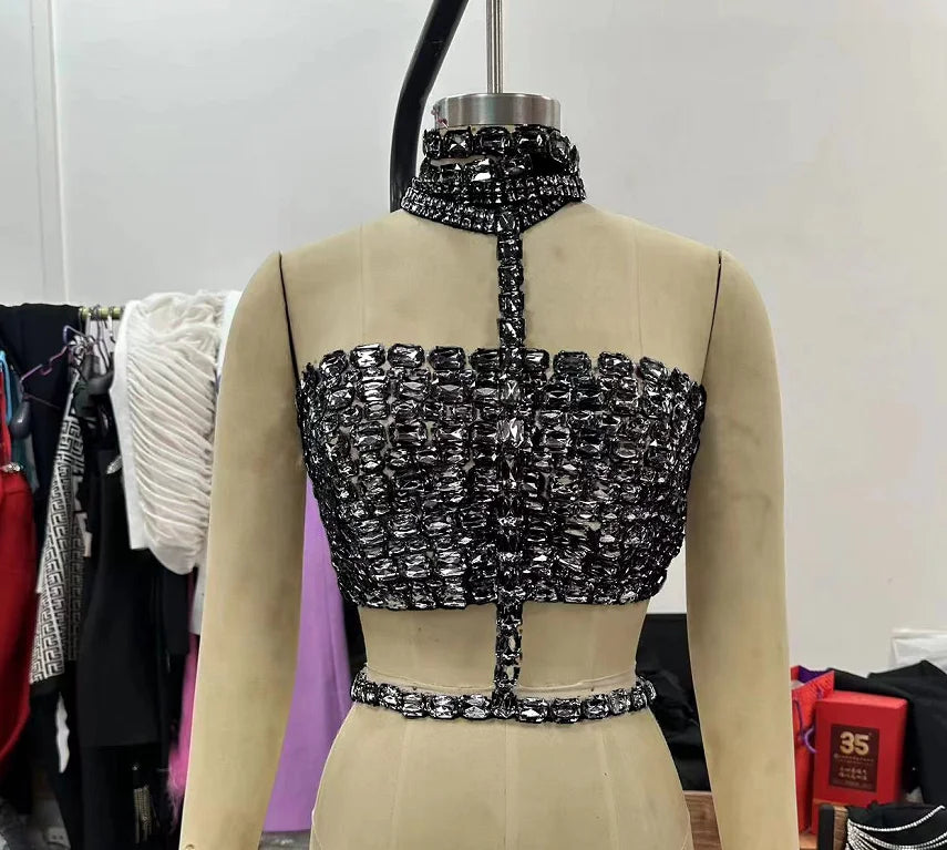 Celebrity Fashion Red Carpet Wear Women Shinning Big Crystal Sexy Halter Tops Nightclub Party TV Show Tops Tank High Quality black