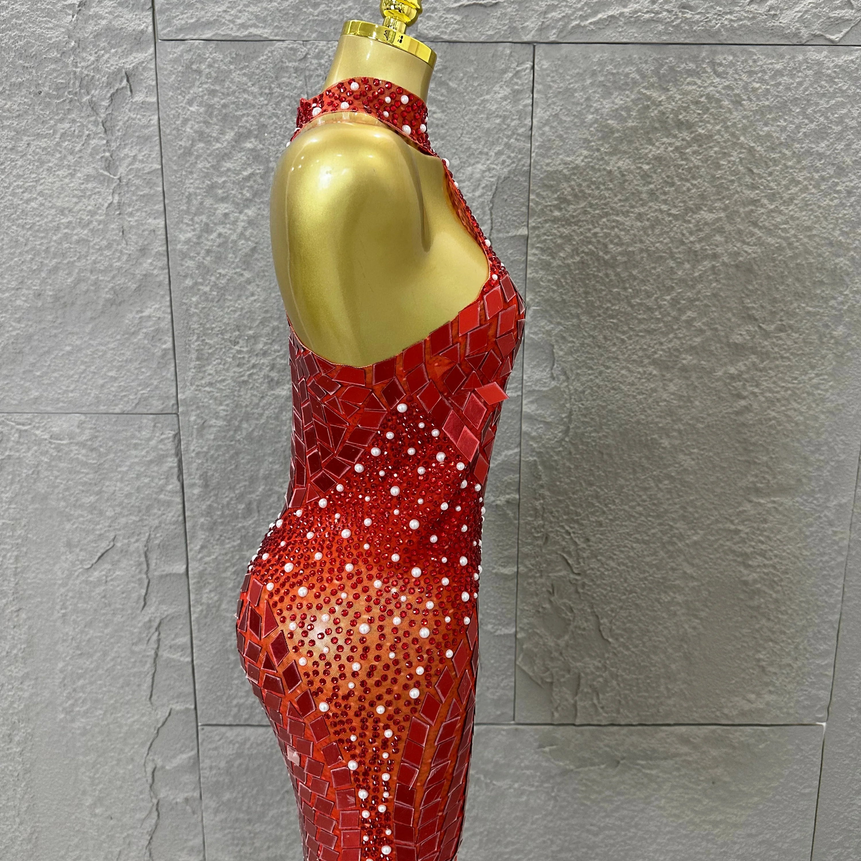 Luxury Black Gold Red Halter Neck Bandage Mini Dress Diamond Mirror Pearl Embellished Bodycon Formal Evening Gown