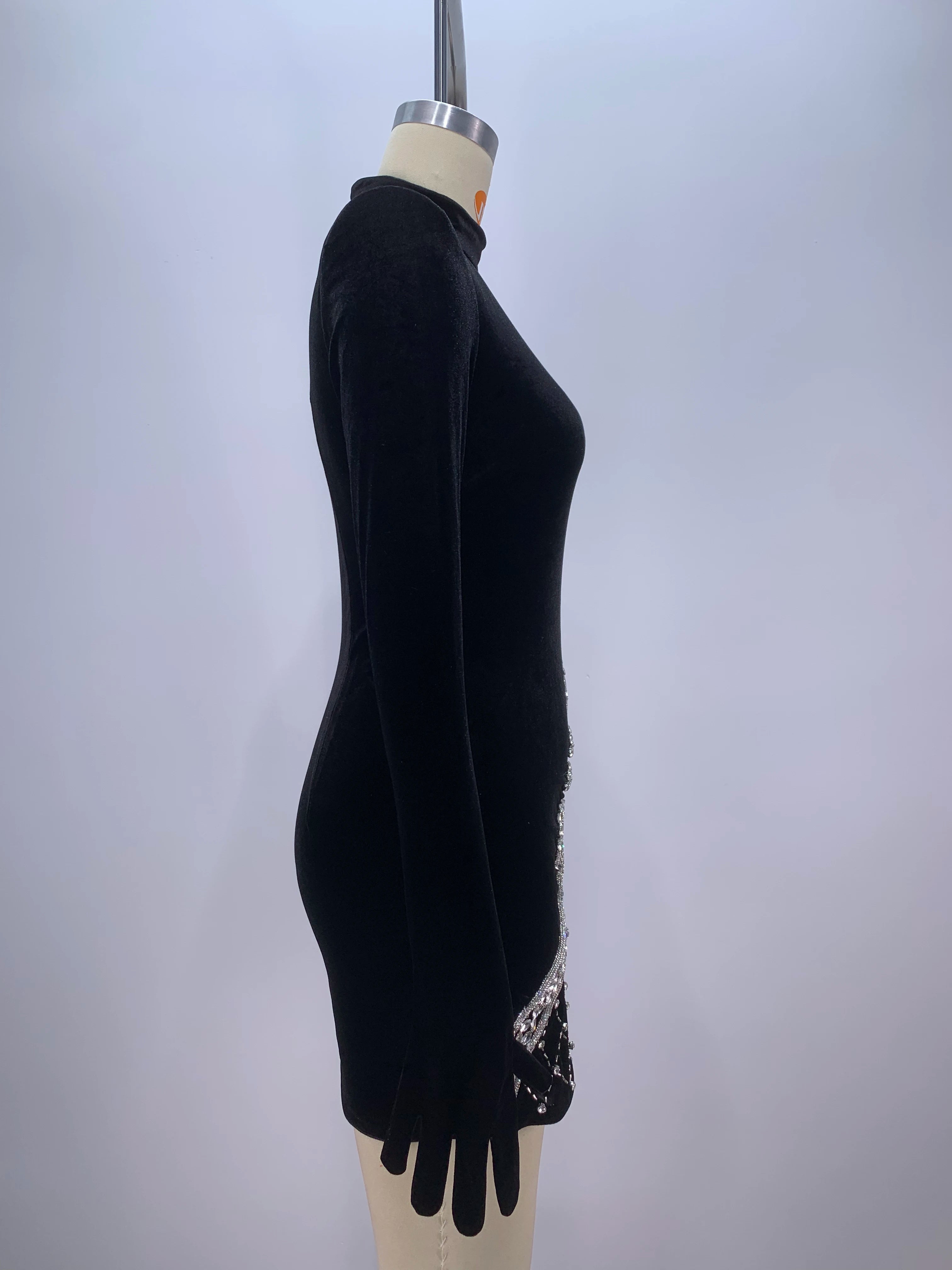 2024 New Fashion Women Long Sleeve Gloves Velvet Bodycon Mini Dress Sparkly Crystal Fashion Nightclub Party Cocktail Dress