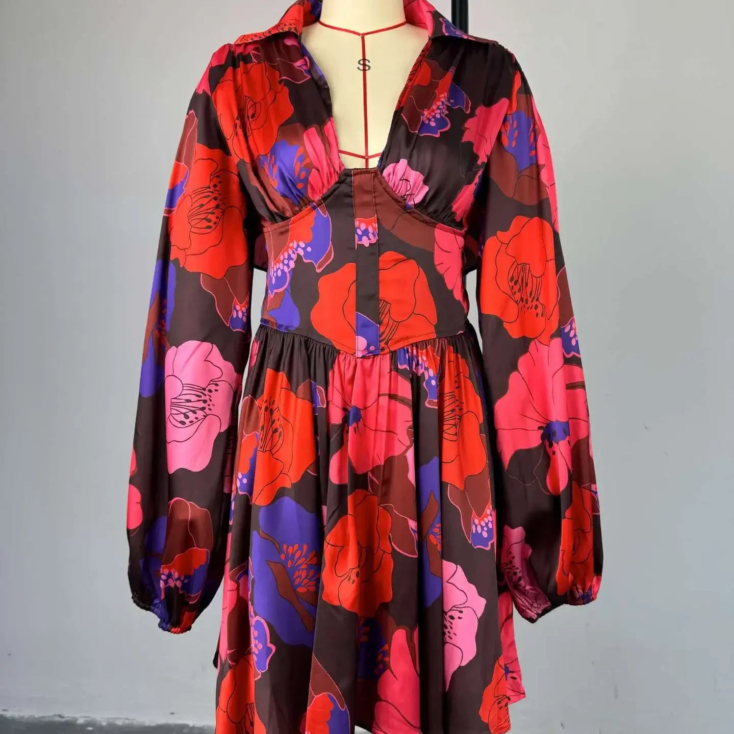 Women V-neck Long Sleeve Pleated Floral Print Mini Dress Sweet elegant Sexy Birthday Beach Night Party Vestidos Dresses