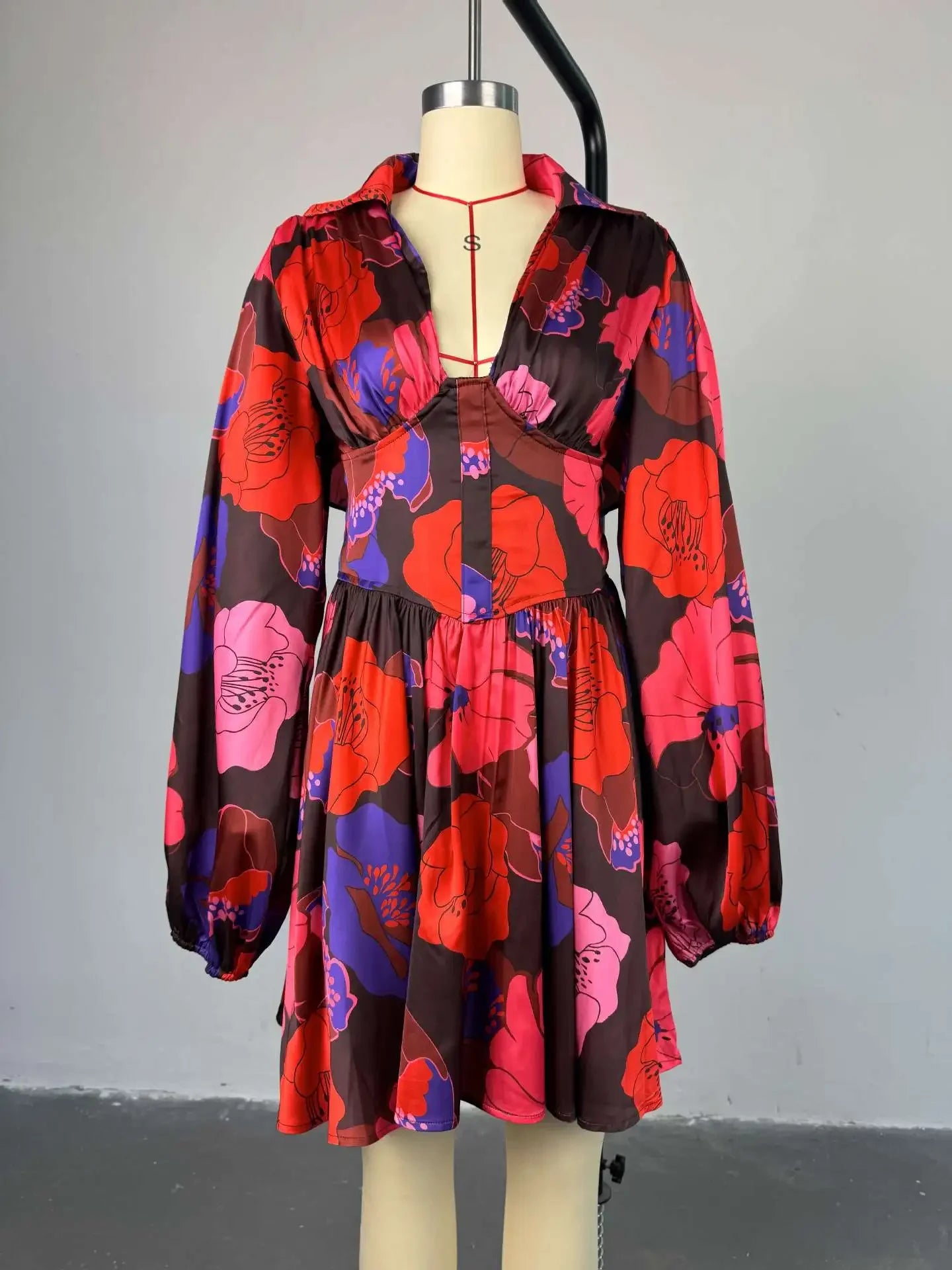 Women V-neck Long Sleeve Pleated Floral Print Mini Dress Sweet elegant Sexy Birthday Beach Night Party Vestidos Dresses