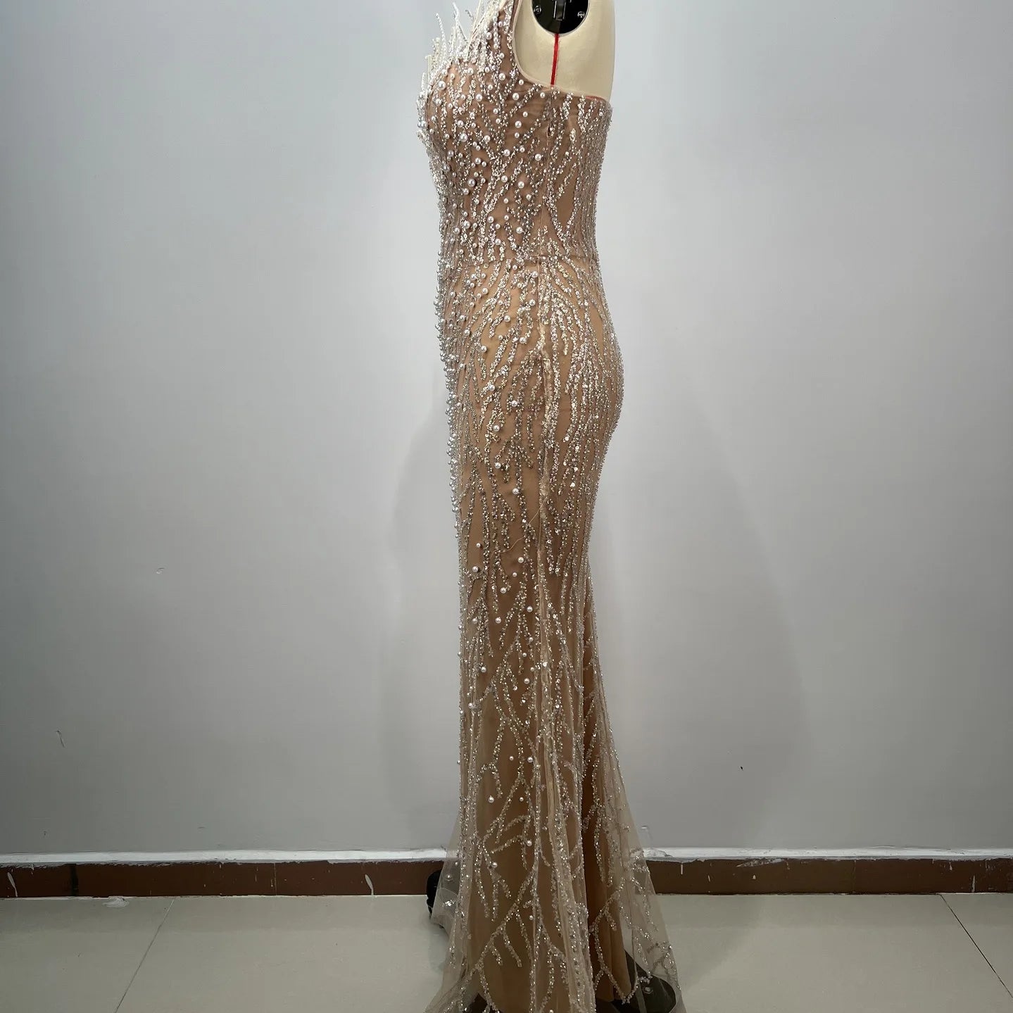 Haute couture Wedding Party dress Sequin embroidery Pearl Beading Sexy V－Neck Strapless Dress Celebrity Birthday Party Outfit