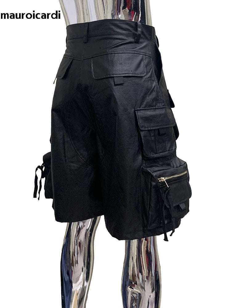 Lautaro Summer Autumn Waterproof Black Cargo Shorts for Men with Many Pockets Luxury Designer American Retro Clothes Fashion