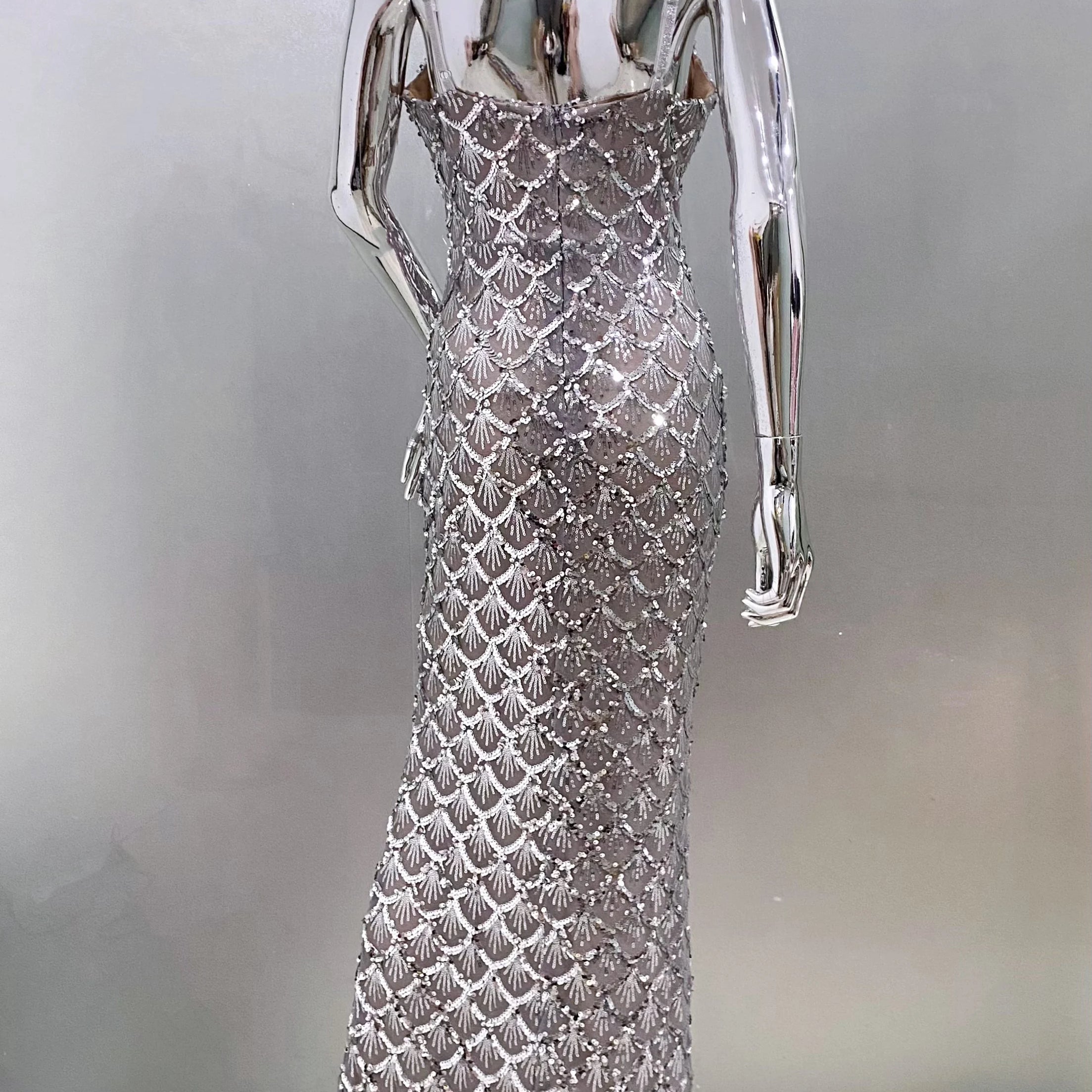 Sparkling Sliver Sequins Sexy V-Neck Spaghetti Strapless Floor Length Dress Graceful Evening Dress Celebrity Party Outfit