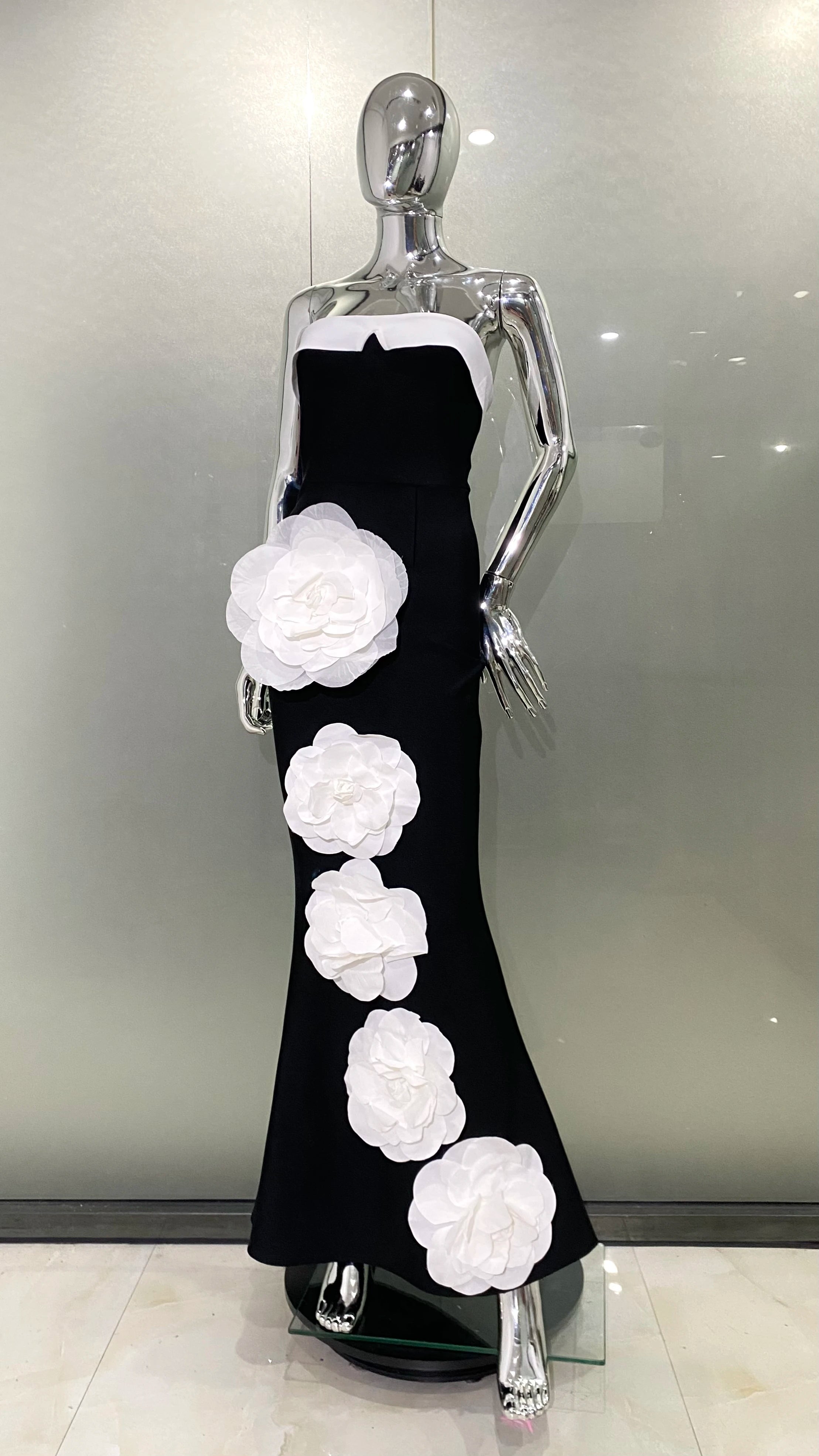 Women Sexy Strapless Bodycon Long Bandage Dress White Florals Elegant Evening Party Celebrate Birthday Dress