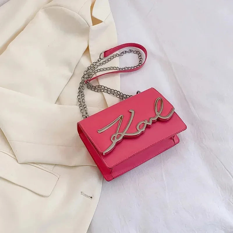 Casual Shoulder Bags PU Leather Crossbody Bags for Women Retro Chain Purses and Handbags Luxury Designer Bags Portable Flap Bag Red