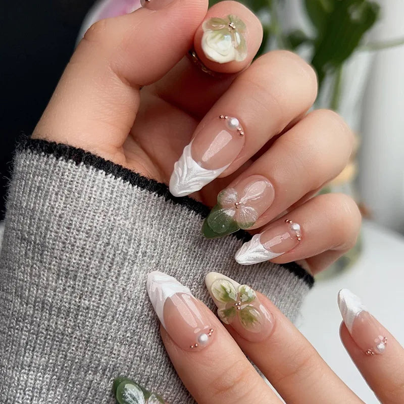 24Pcs 3D Shell Pattern Press on False Nails with Green Camellia Design Short Round Head Wearable Almond French Fake Nail Set 982
