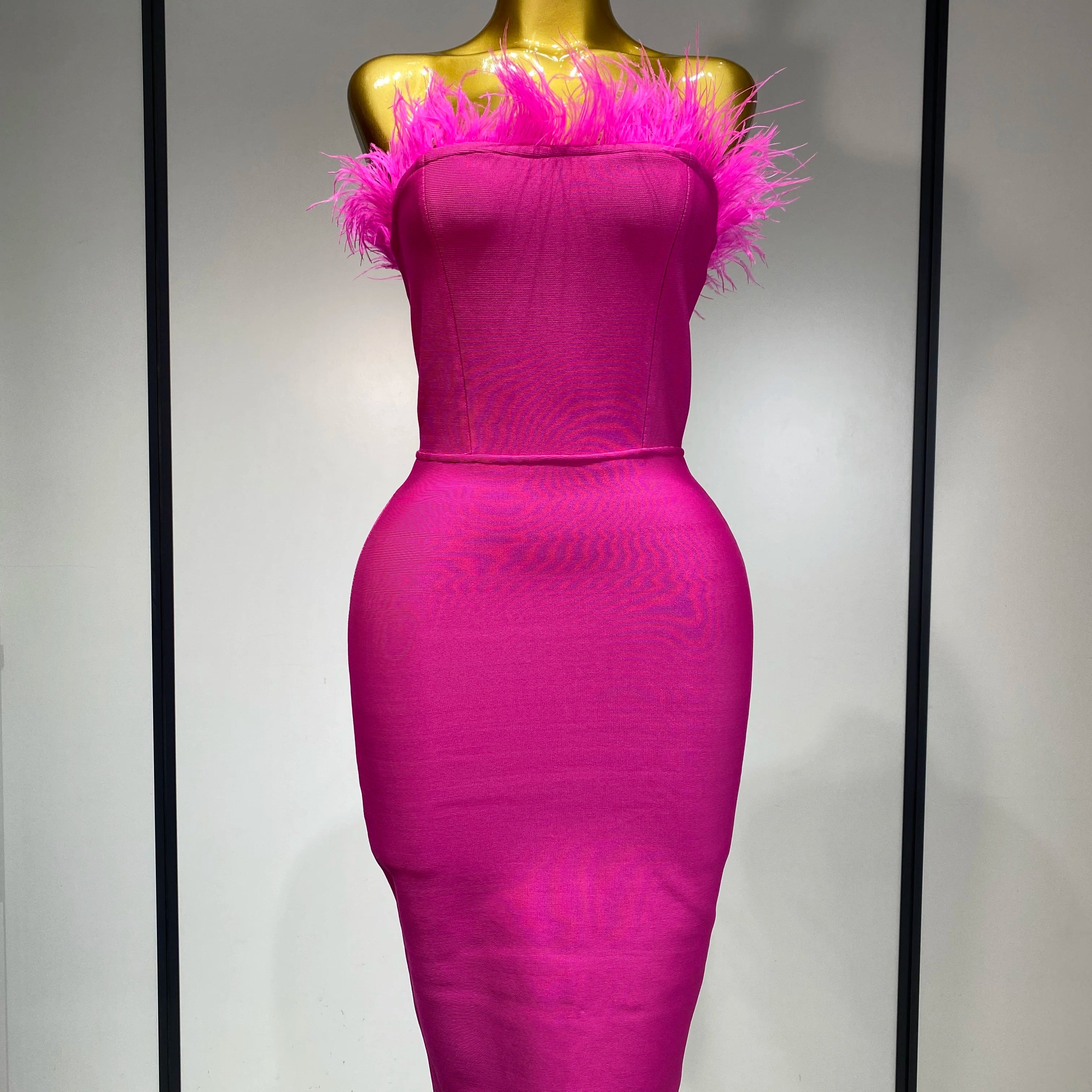 Women Sexy Backless Yellow Bodycon Bandage Dress Strapless Celebirty Elegant Feather Dresses Luxury Birthday Club Party Outfit Rose Red