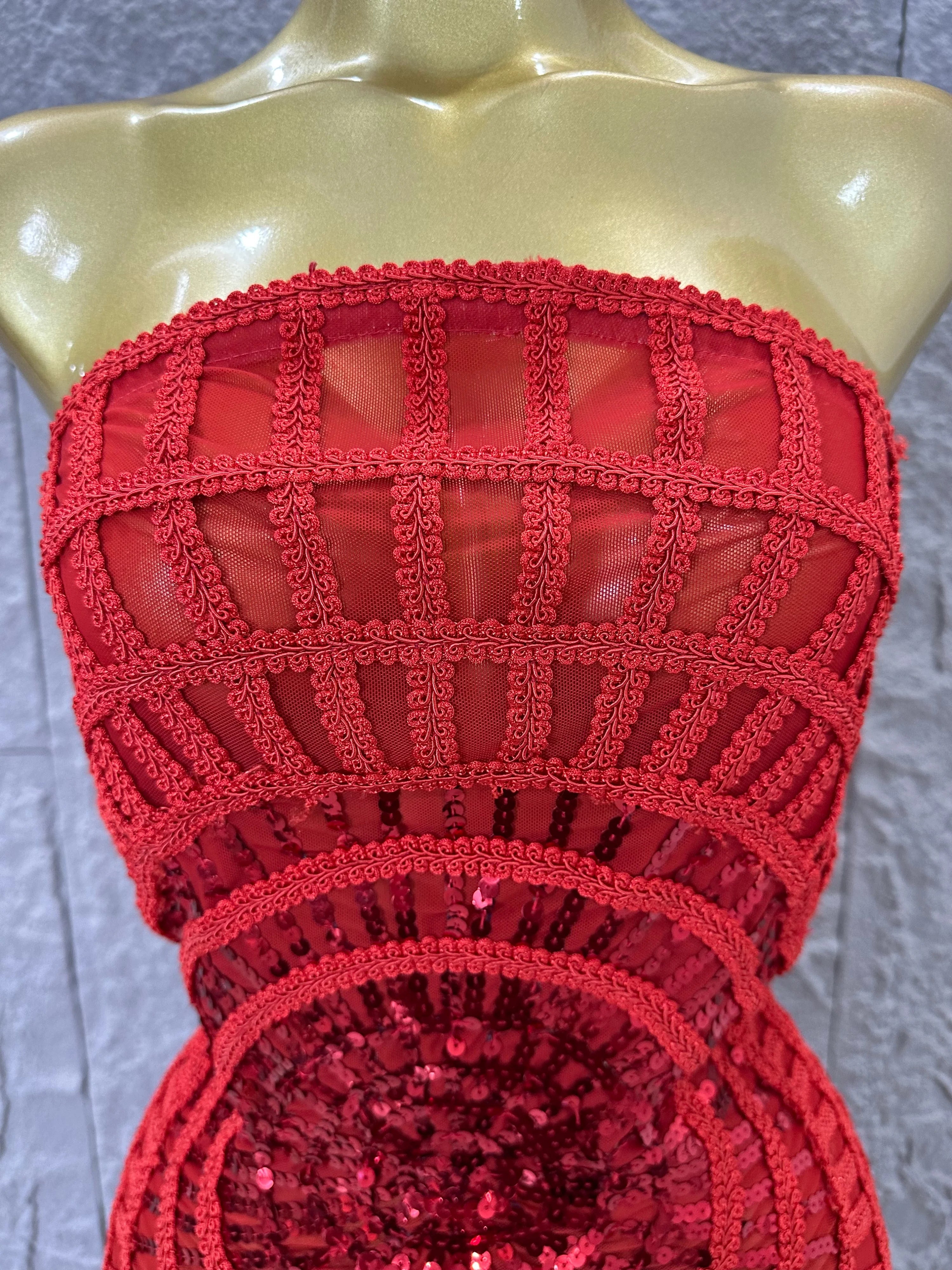 Elegant Sequined Sheer Mesh Maxi Dress Women Sexy Strapless 3D Grid Embellished Bodycon Mermaid Outfit Stage Performance Costume