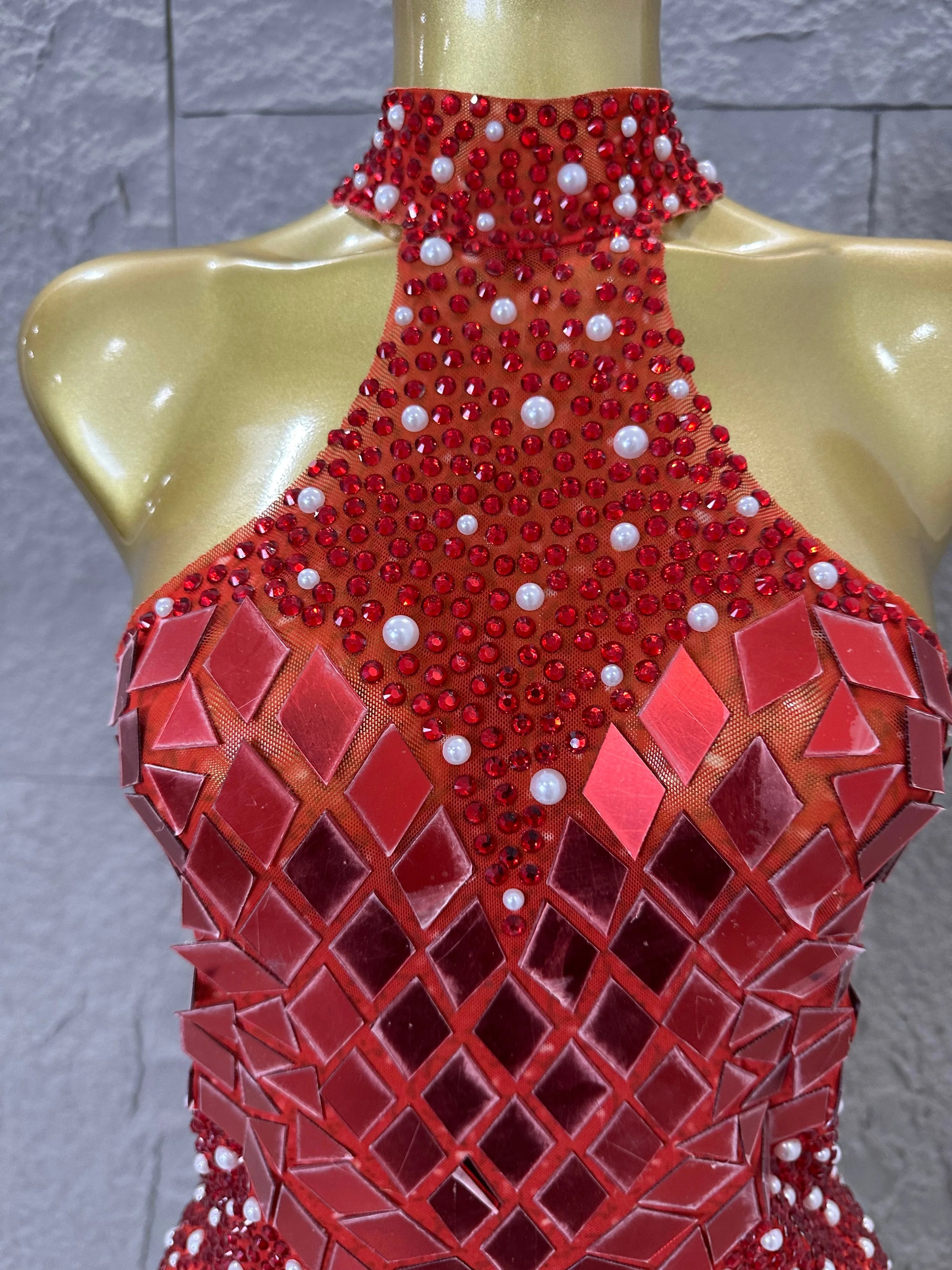 Luxury Black Gold Red Halter Neck Bandage Mini Dress Diamond Mirror Pearl Embellished Bodycon Formal Evening Gown