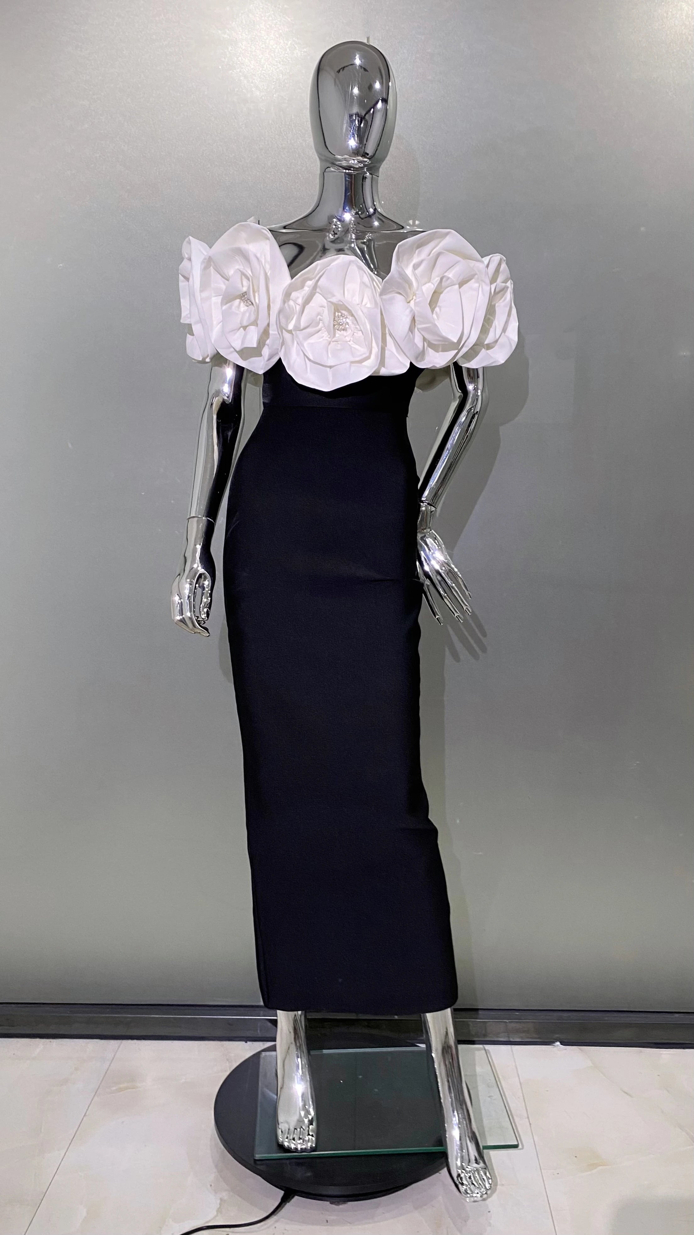 Fashion Big White Flowers Women Sexy Off the Shoulder Bodycon Long Bandage Dress Celebrate Evening Party Birthday Dress