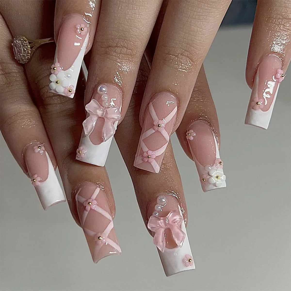 24pcs/set Long Medium short fake nails for women girls cute bow flowers decoration french tips faux ongles press on false nail 930