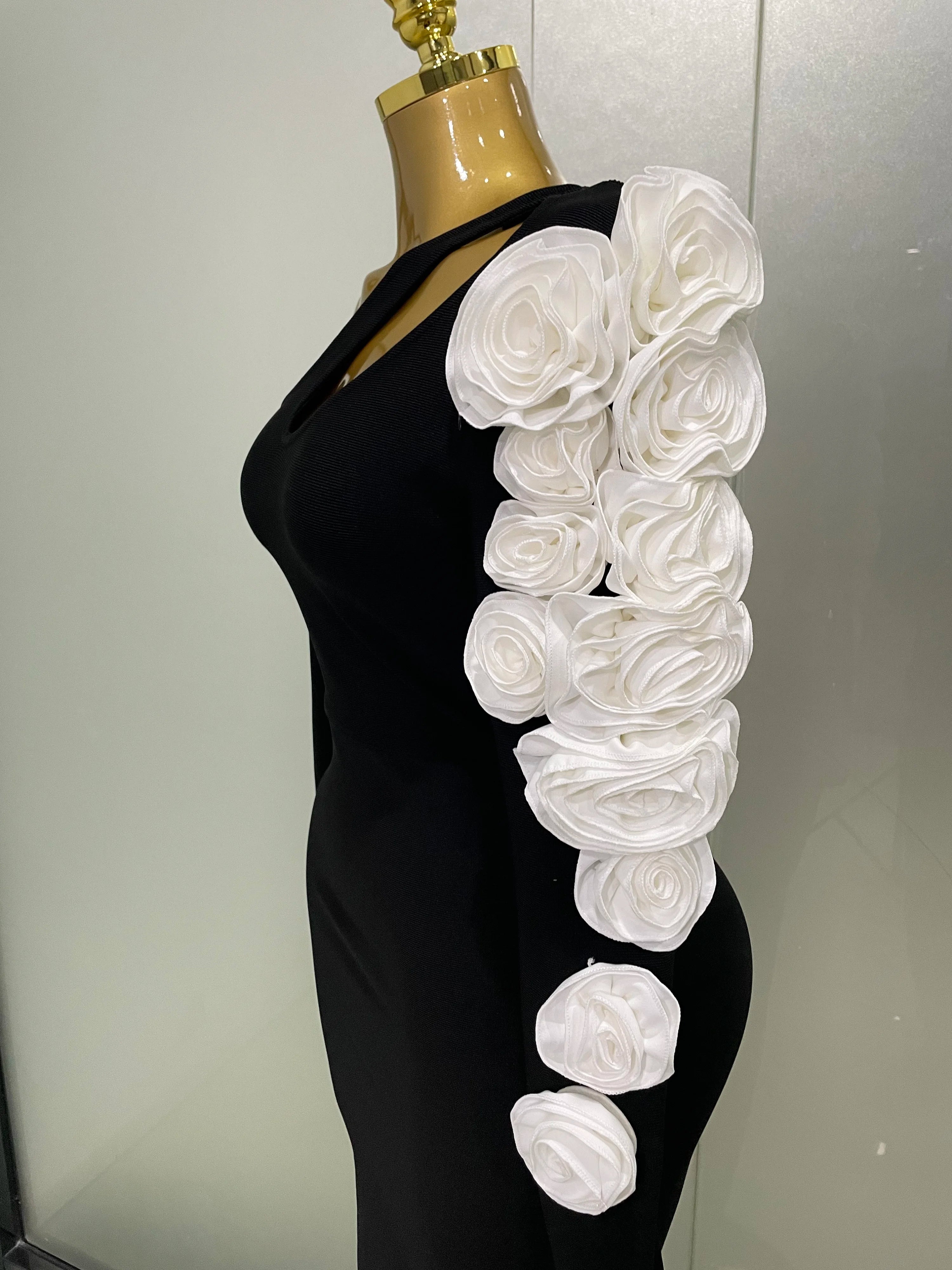 2025 New Sexy One Shoulder Key Hole Flower Maxi Long Bodycon Bandage Dress Women Knitted Elegant Evening Club Party Outfit