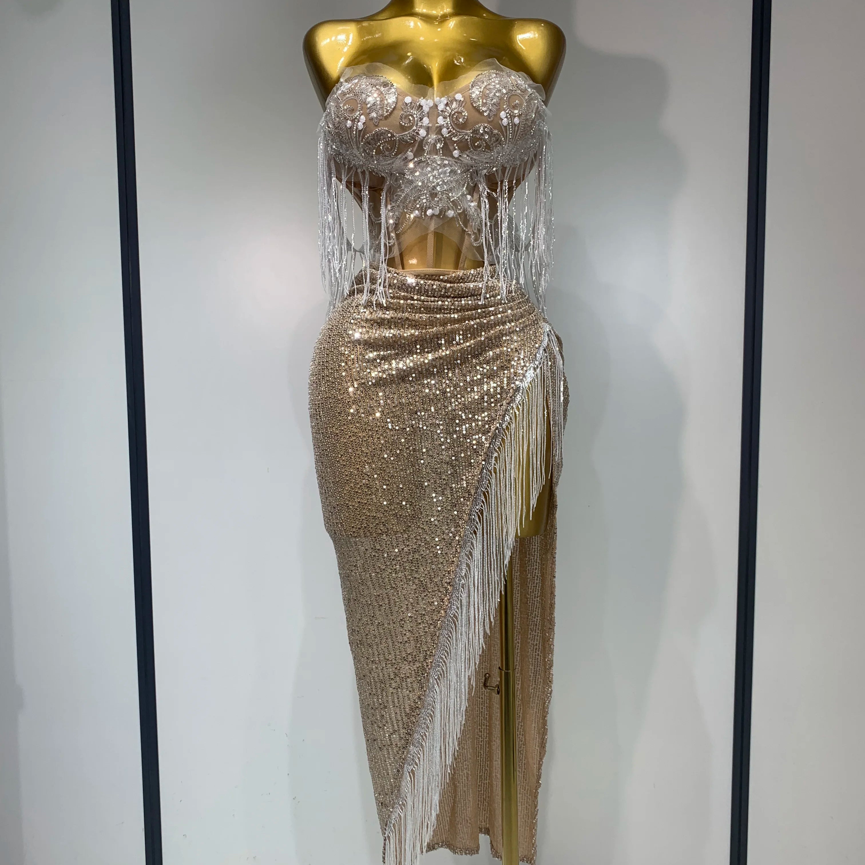 Women Sexy Singer Performan Costume Nightclub Girl Sparkly Sequin Tassel Two Piece Set 2025 Evening Party Luxury Birthday Outfit Beige
