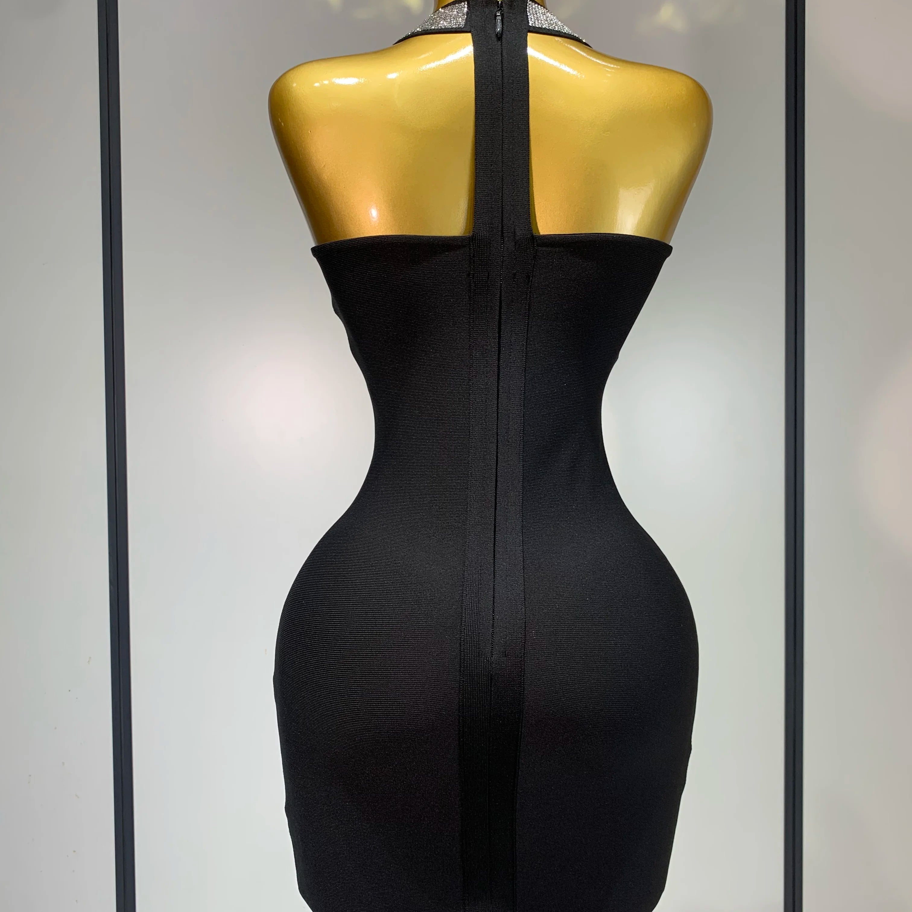 Women Sexy Backless Diamonds Sparkly Black Bodycon Bandage Dress 2025 Elegant Evening Club Luxury Birthday Party Dresses