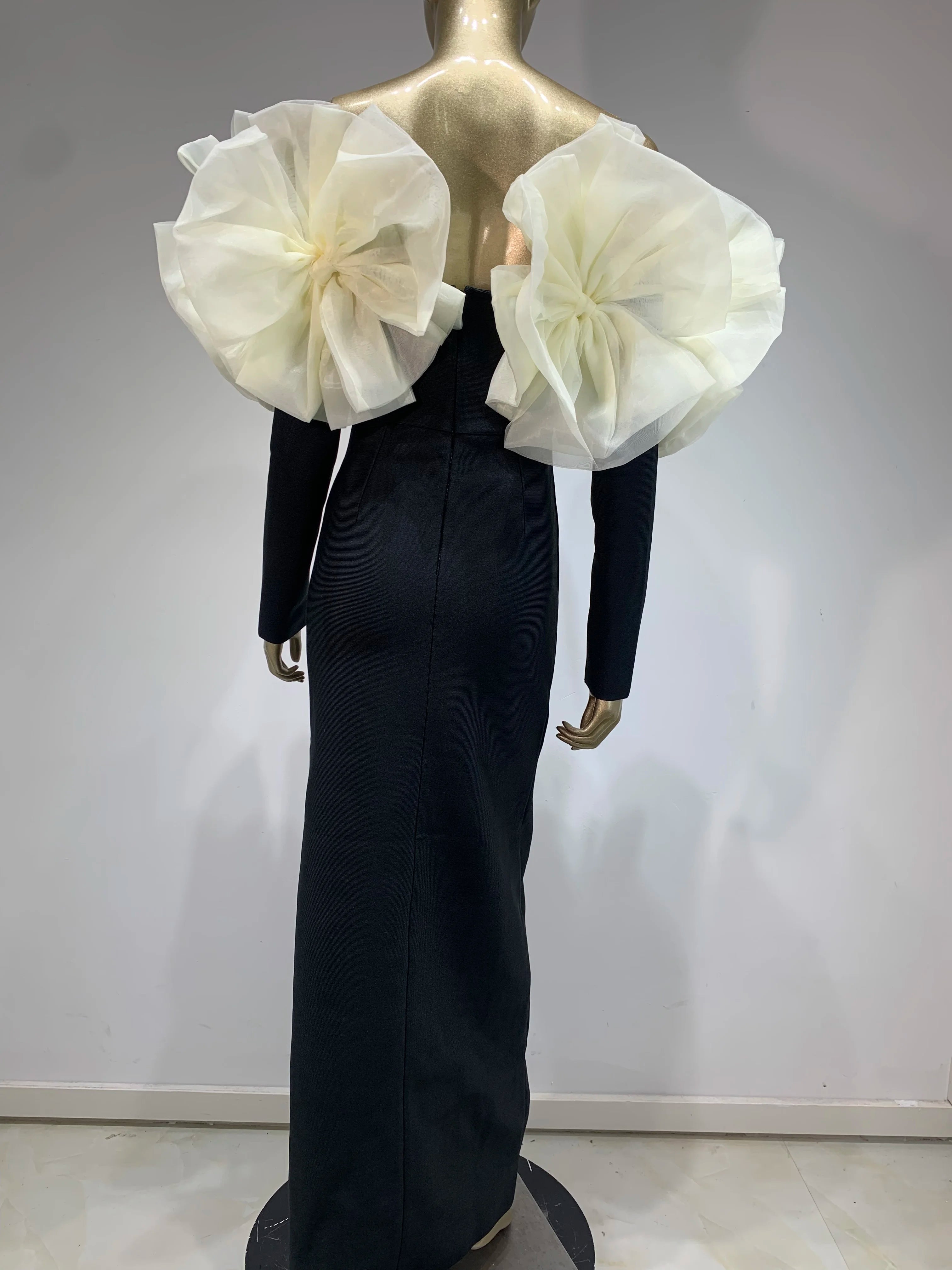 Women Sexy Off Shoulder Long Sleeve Red Black Maxi Long Celebrity Bodycon Bandage Dress 2025 Elegant Evening Club Party Dress