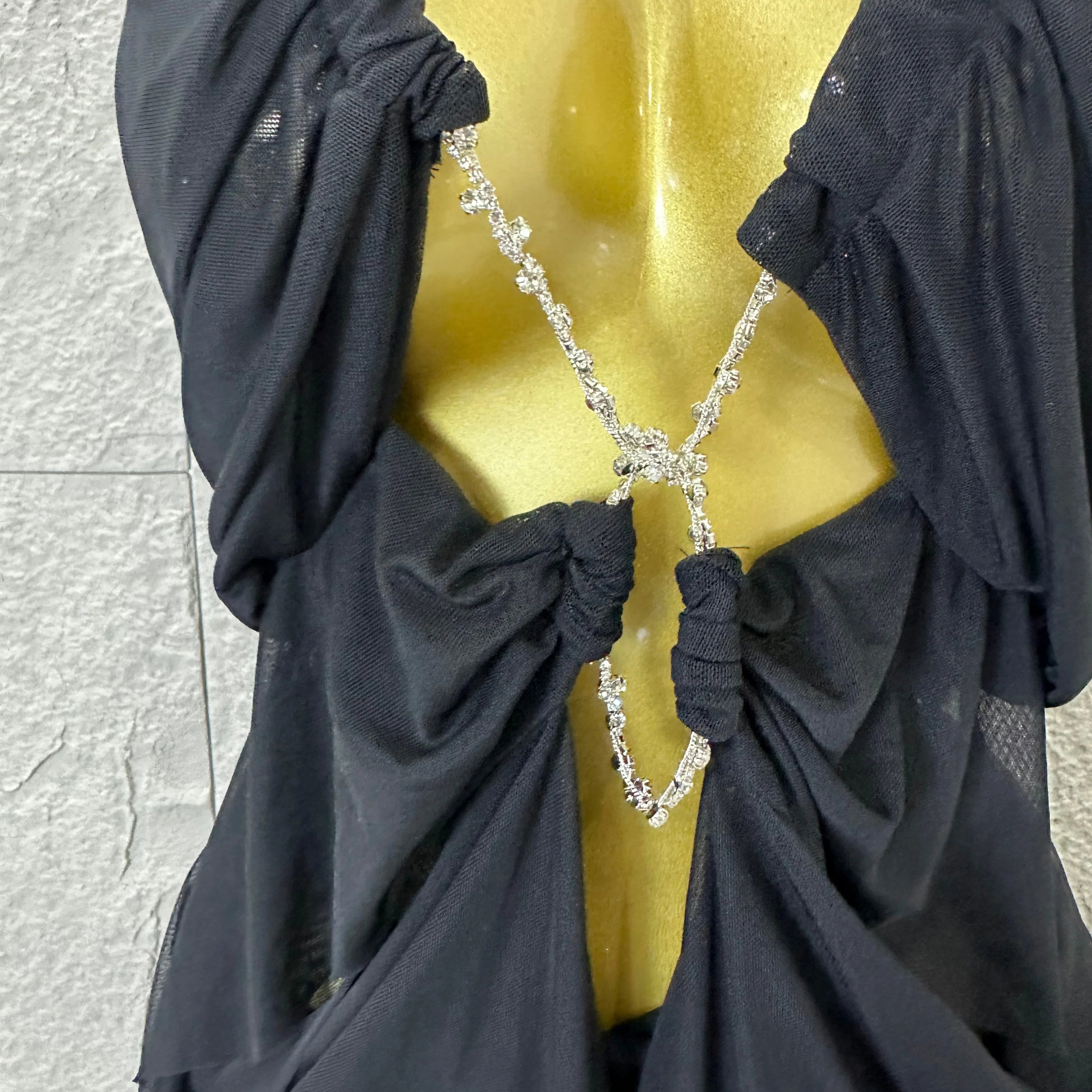 Sexy Halter Neck Maxi Dress Crystal Chain Cutout Ruched Women Sheer Mesh Form Outfit Glamorous Evening Gala Party Costume