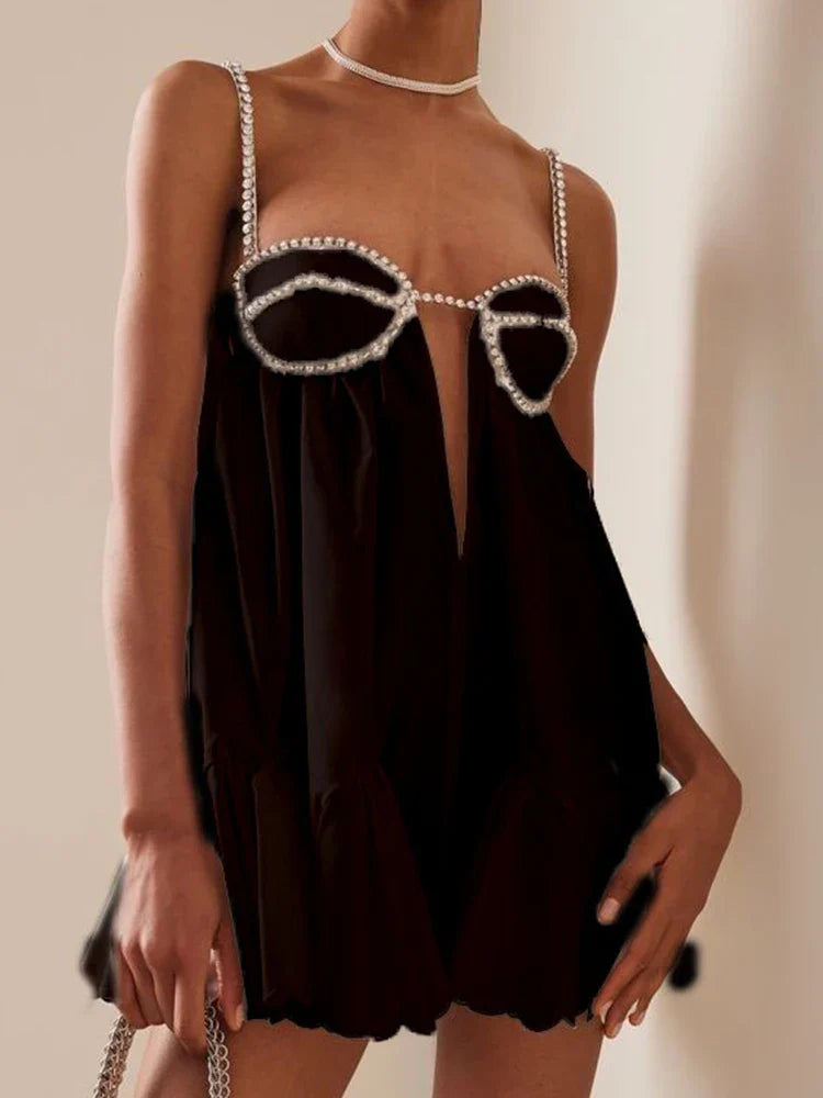 DEAT New Trendy Women's Diamonds Chain Pleated Sling Dress Spring Fashion Off-shoulder Sleeveless Dresses Female 33A1209