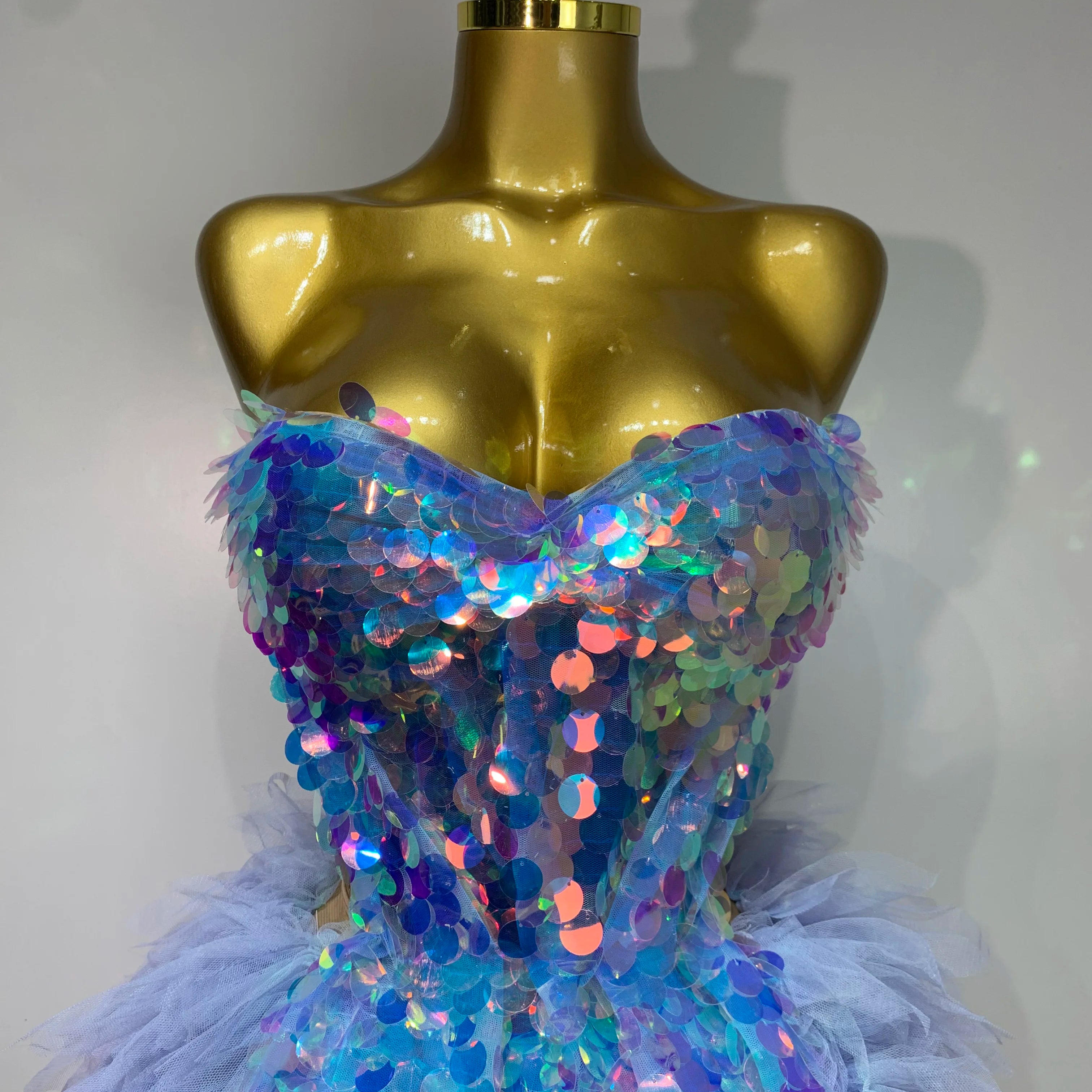 Sparkly Sequins Ruffles Two Pieces Set Sexy Backless Top Skirt Set Nightclub Performance Dance Dress Singer Stage Outfit