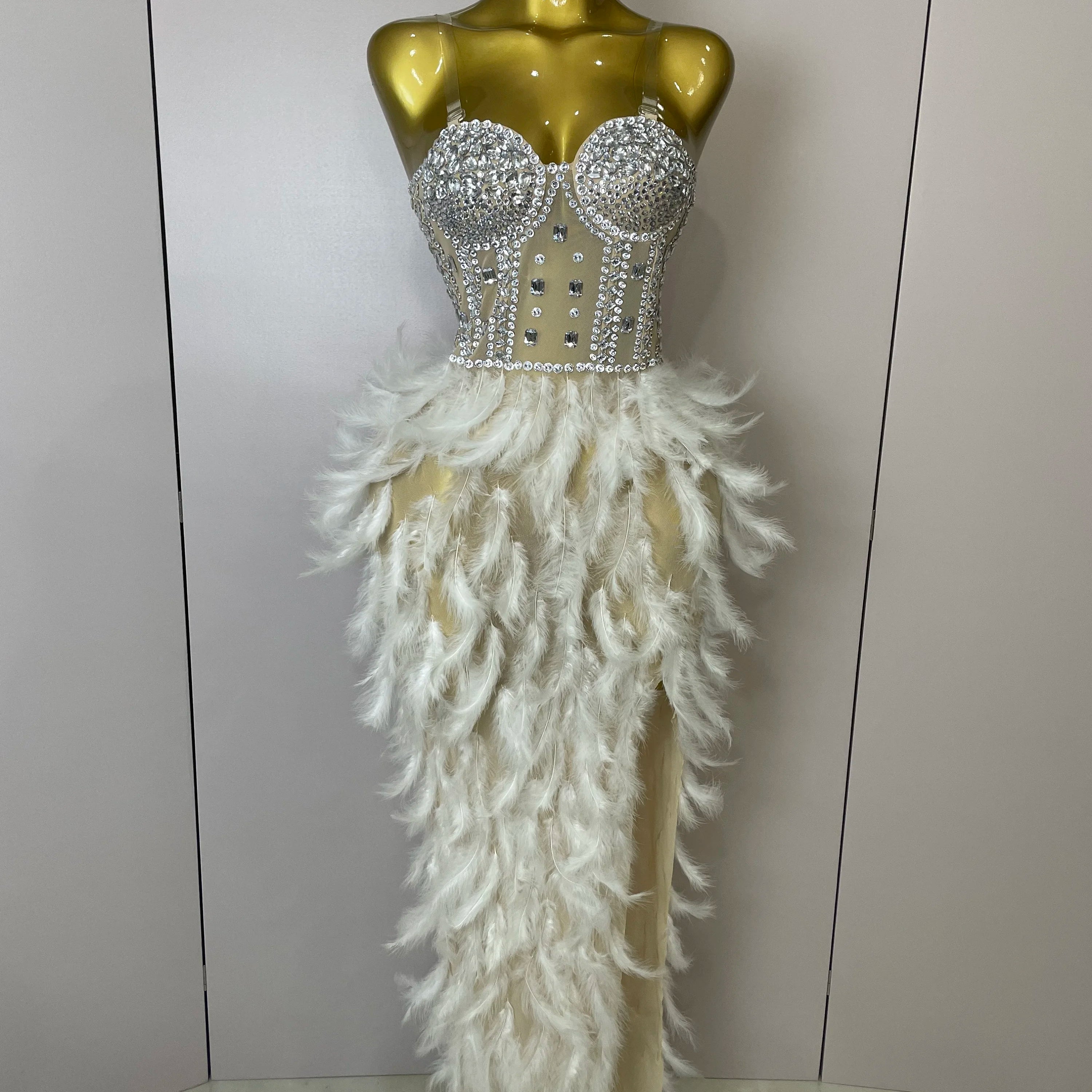 Stock 2025 Women Sexy Sparkly Rhinestone Mesh Feather Long Dress Elegant Evening Party Celebrate Birthday Performance Costume WHITE
