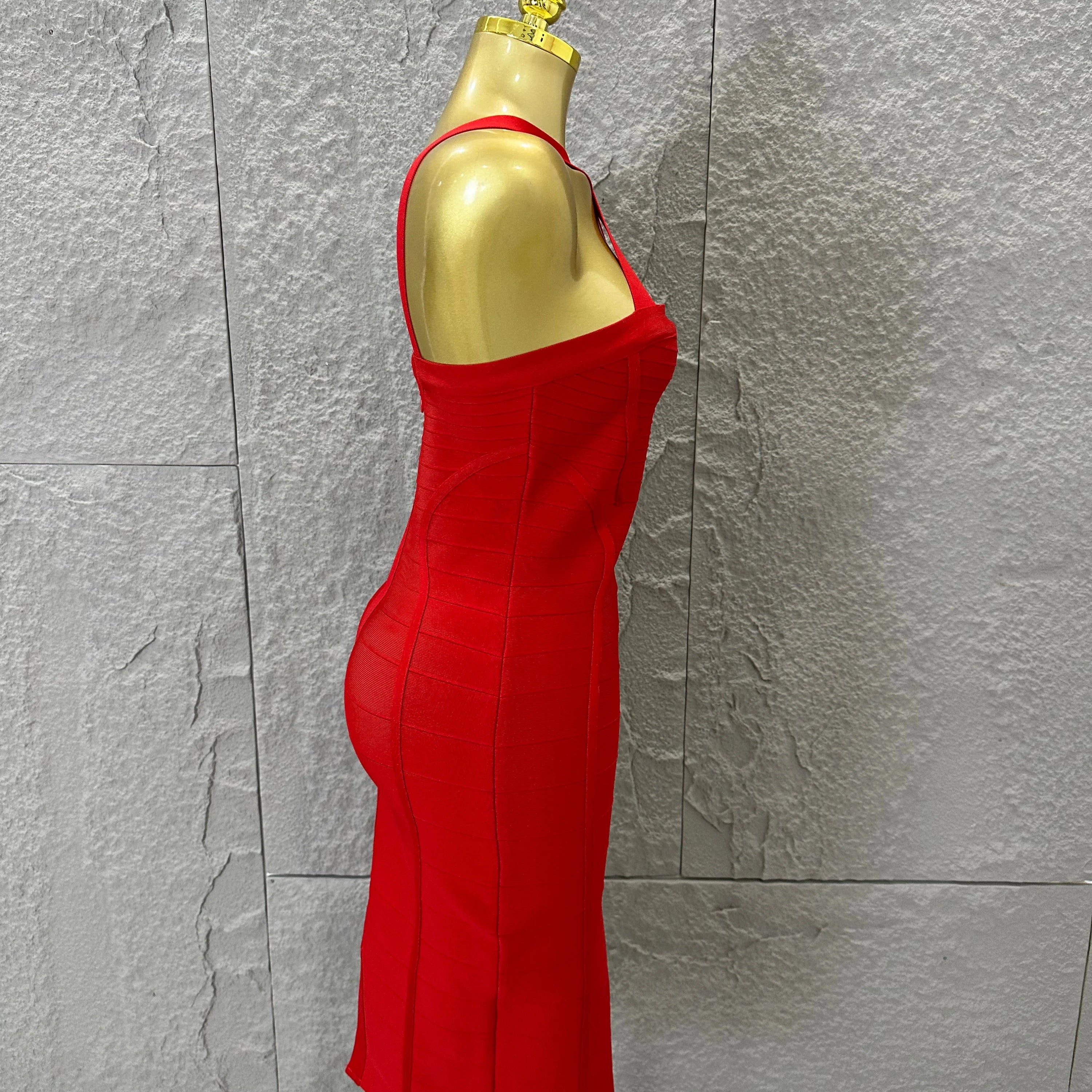 Elegant Red Halter Neck Mini Dress Women Sexy Criss Cross Strap Bandage Form-Fitting Outfit Cocktail Party Costume