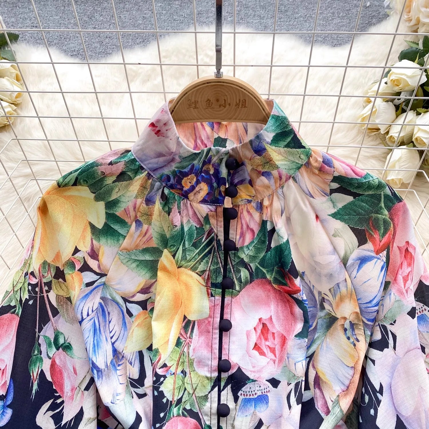 Summer Runway Two Piece Shorts Suit Women Stand Lantern Sleeve Printed Loose Belt Blouses + Hollow Hem Shorts Matching Sets 6227