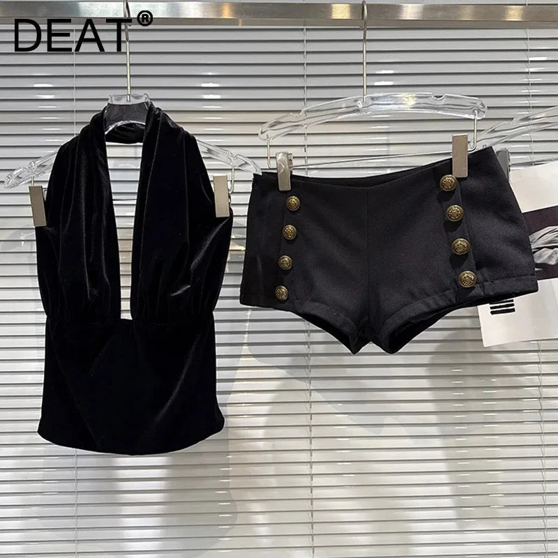 Winter New Fashion Backless Velvet Halter Backless Vest For Women Double-Breasted Short Pants Female Trend 11A07681