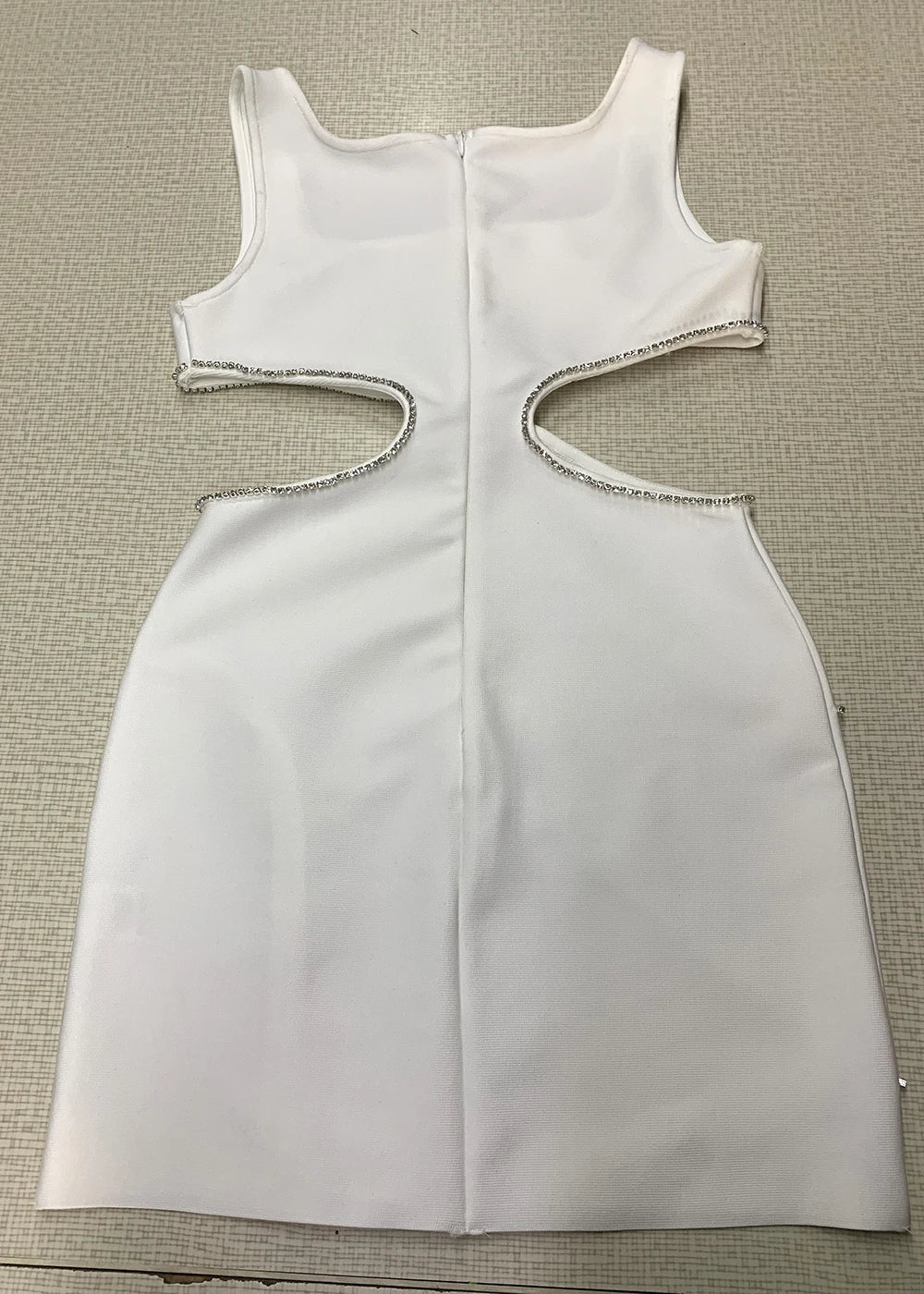 Ailigou 2023 New Summer Women'S White Sexy Luxury Diamond Cut-Out Vest Club Clothing Fashion Sleeveless Mini Bandage Dress