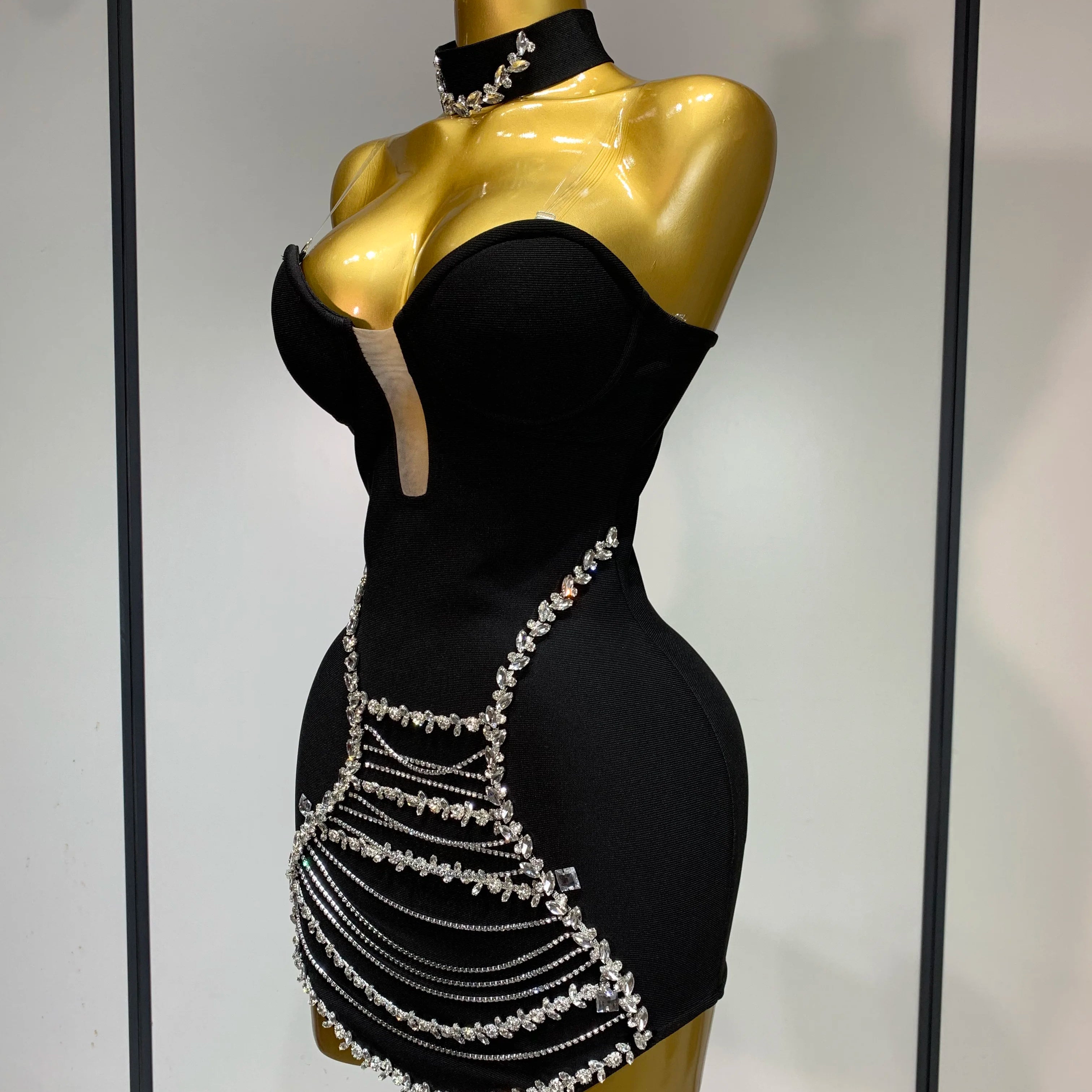 Sparkly Rhinestones Chain Bodycon Strapless Mini Bandage Dress 2025 Women Backless Luxury Birthday Evening Party Club Dresses