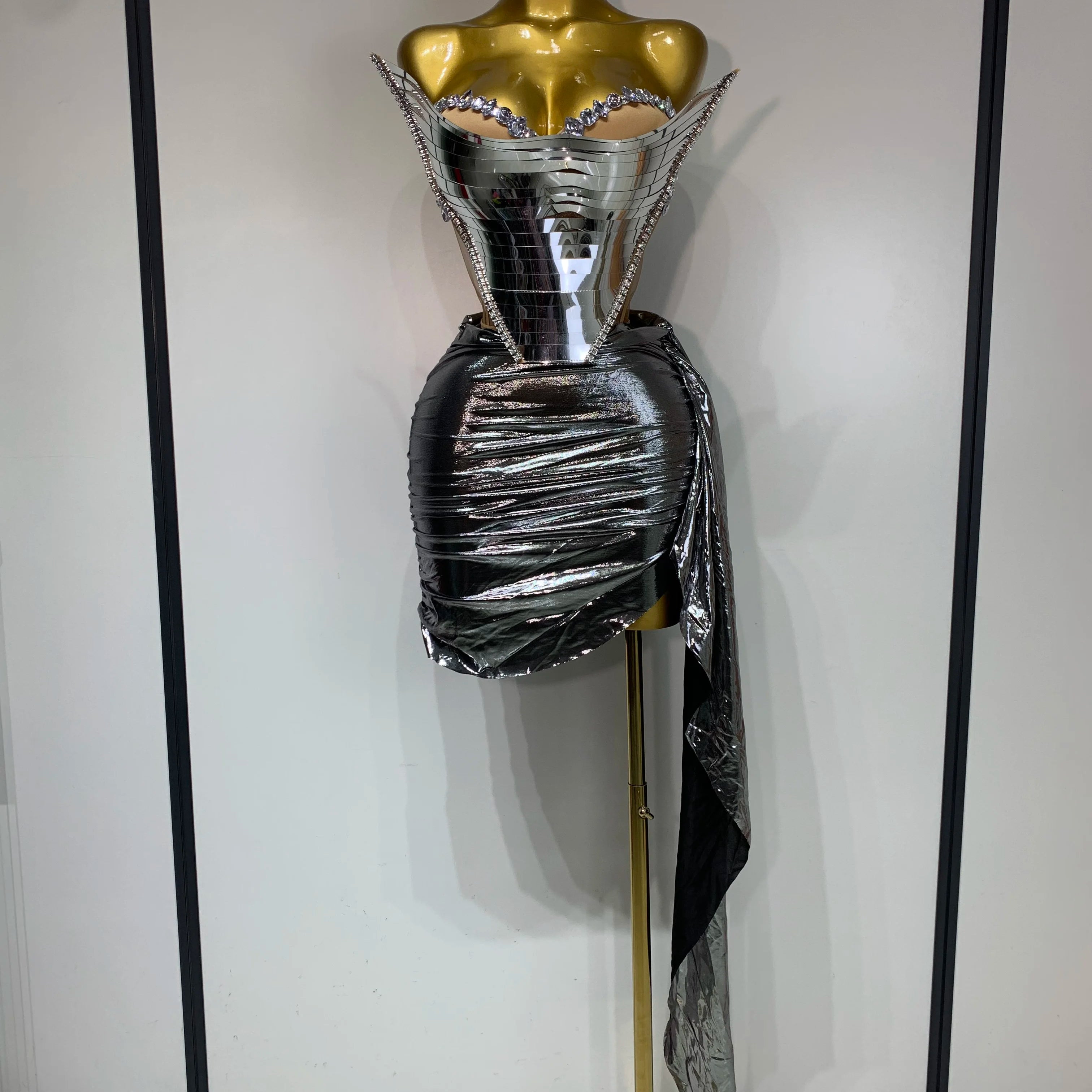 2025 Sparkly Gold Sequin Sexy Top Two Pieces Set Women Celebrate Party Birthday NightClub Performance Dancer Show Stage Outfit Silver