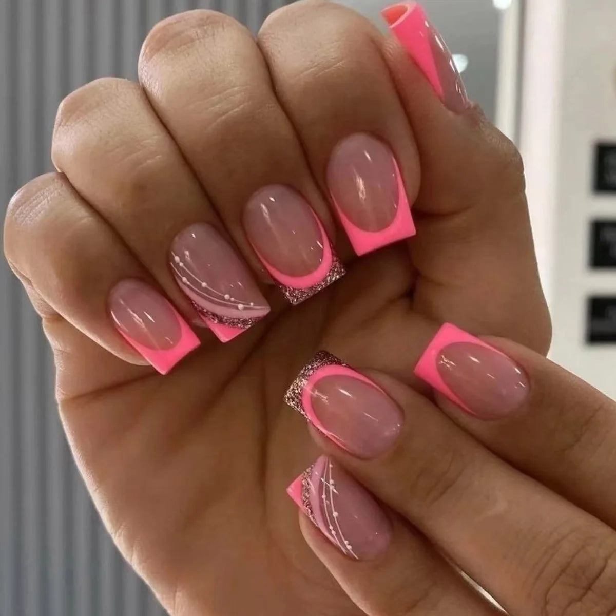 24Pcs Short False Nails with Shimmery Powder Ballet Nail Art Full Cover French Sheer Wearable Nail Manicure Tips for Girls Daily 41