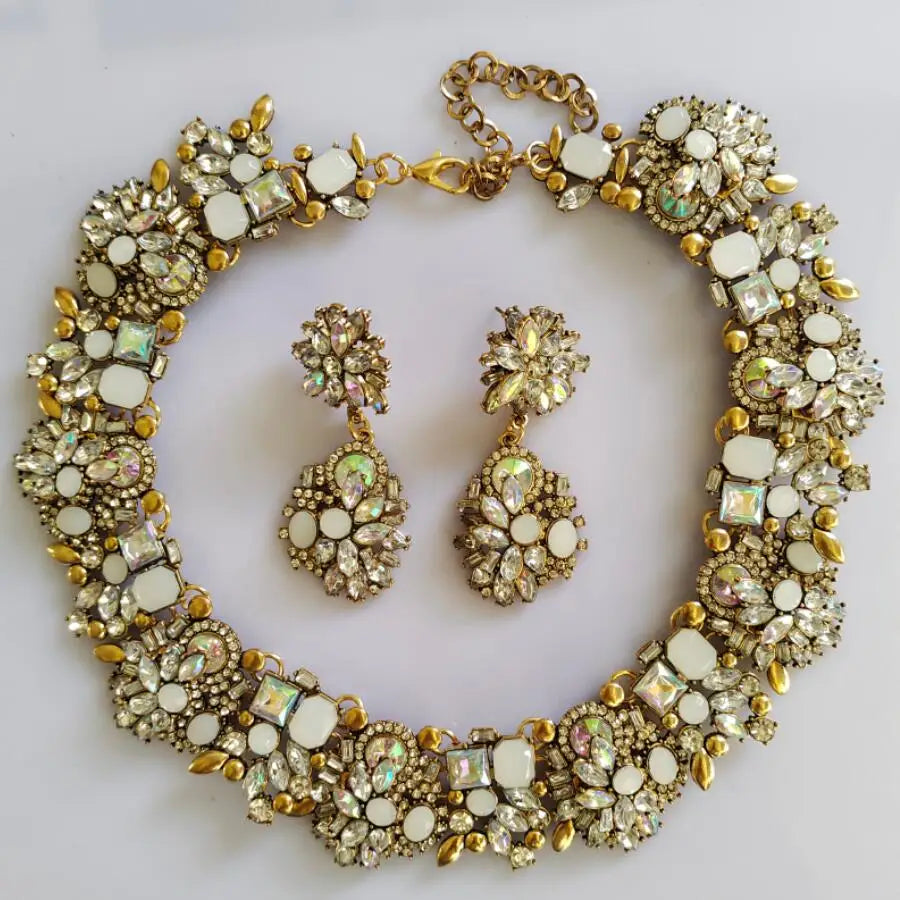 New Fashion Green Crystal Rhinestone Large Collar Big Big Choker Necklace Women Statement Indian Necklace Wedding Jewelry White