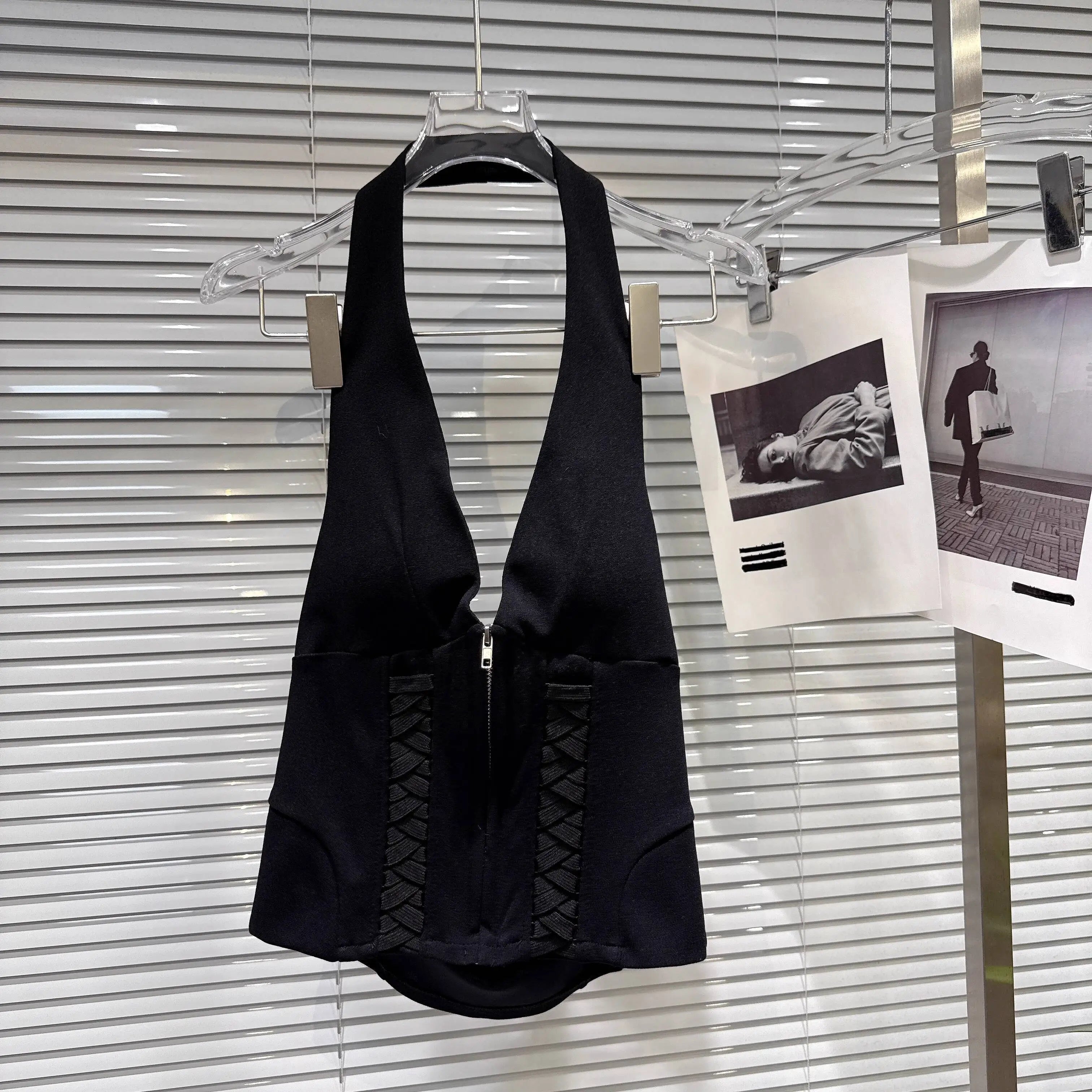 Winter New Fashion Drawstring Strap Design Backless Slim Chest Pad Halter Top For Women Solid Color Vest 11A07940 Black One Size