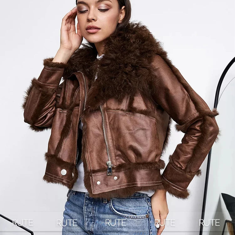 fur coat women winter 2024 Sheepskin Fabric Sheepskin O-Neck Rabbit fur lining Short jacket Fashionable luxury Women's clothing chocolate