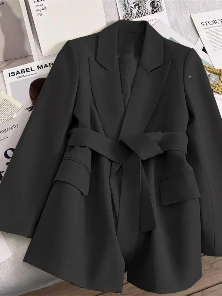 Spring New in Women's Blazer Belt Slim Fitting Temperament Fashion Small Suit Top for Women Commuting Korean Version Suit Jacket Black