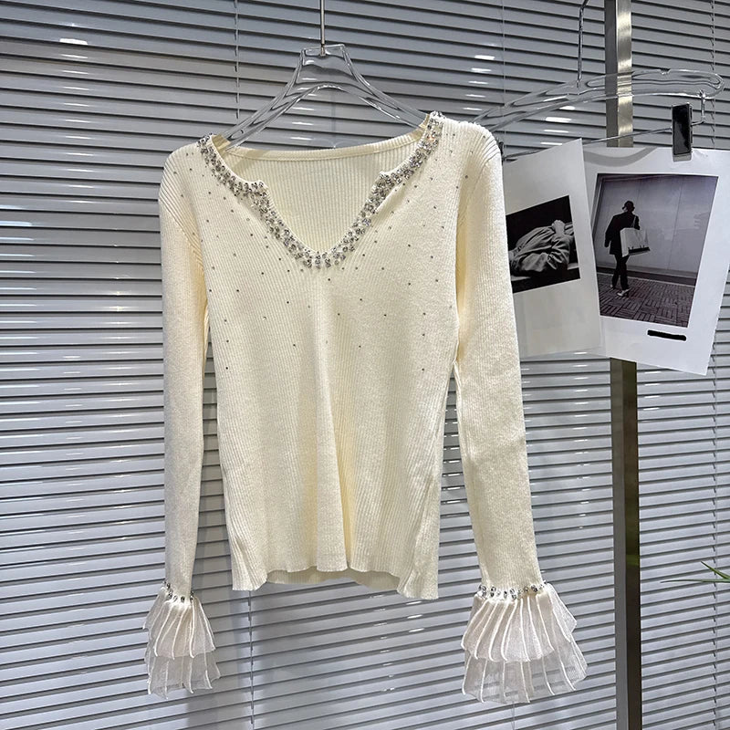 Winter New Sweet Temperament V-Neck Rhinestone Flower Bud Cuff Knitted Sweater For Women Slim Fit Pullover 11A07821