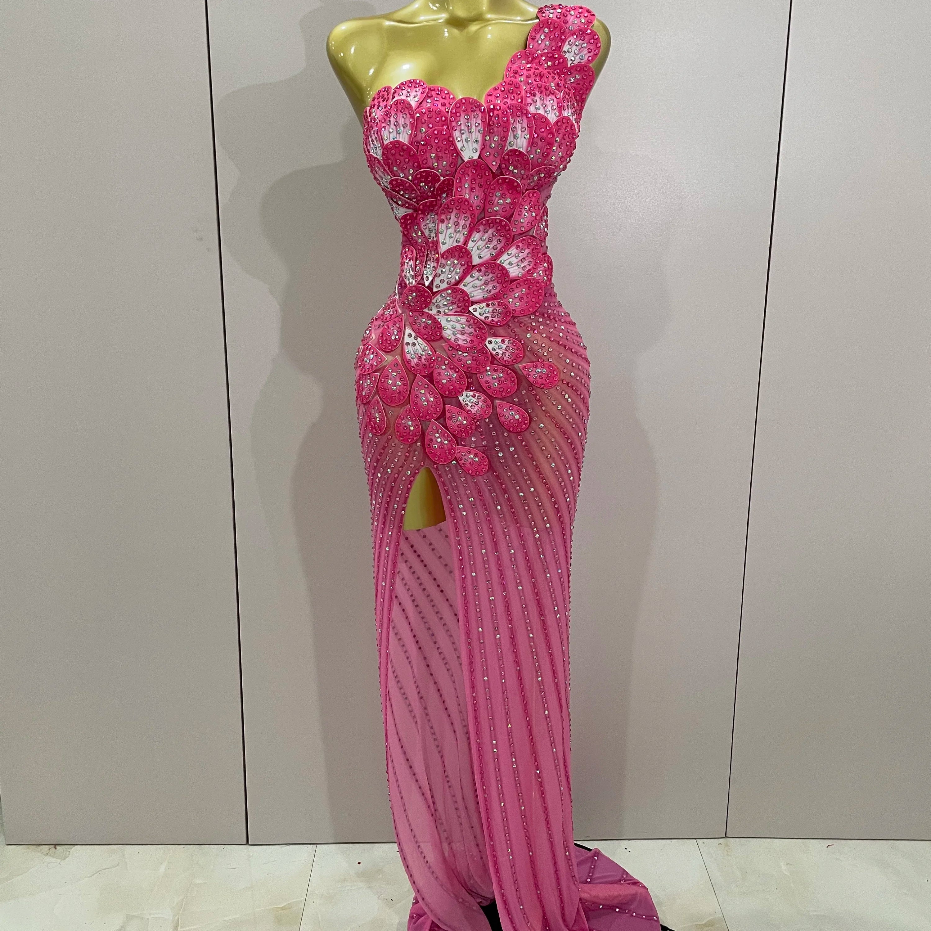 Luxury Shinning Rhinestones Flowers Sexy One Shoulder Bodycon Maxi Long Dress 2025 Women Evening Birthday Party Stage Costume Rose Red