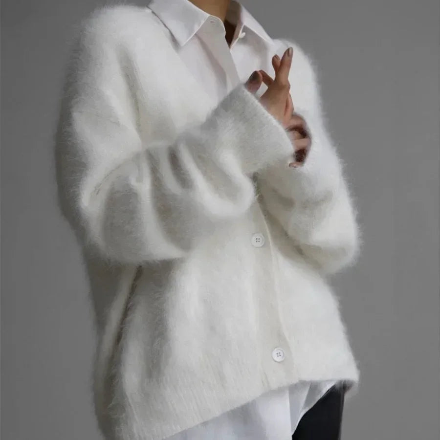 Cross-border hot autumn/winter imitation sable woman lazy loose sweater coat soft long-sleeved knitwear woman White