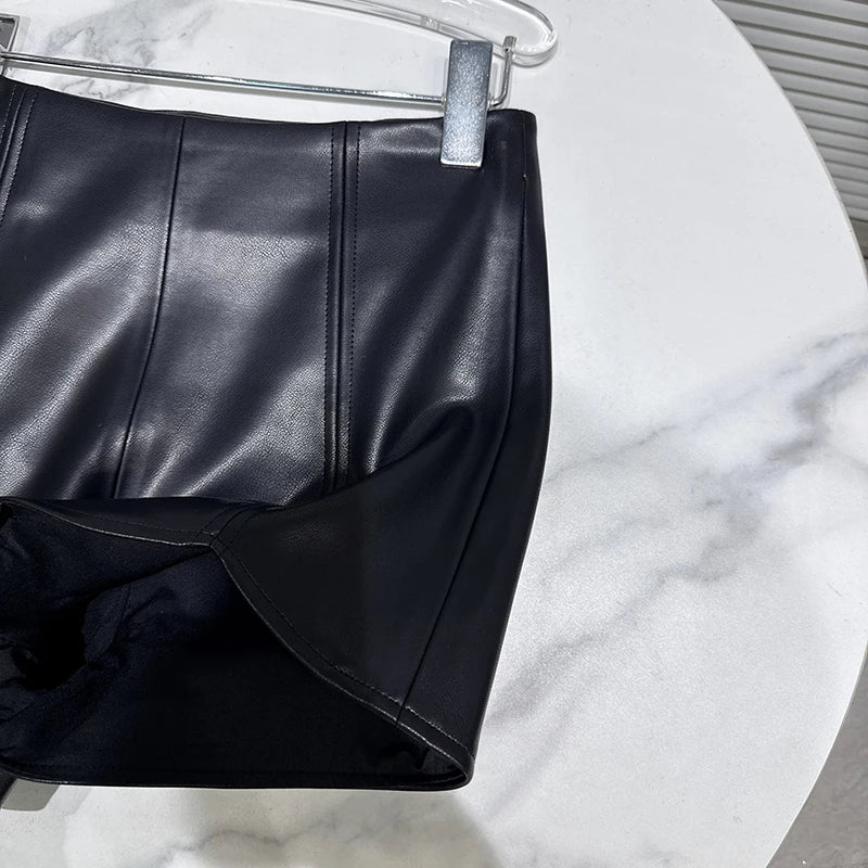 Winter New Fashion Style Stripe Stitching Design PU Leather Shorts For Women Solid Color Short Pants Female 11A07956