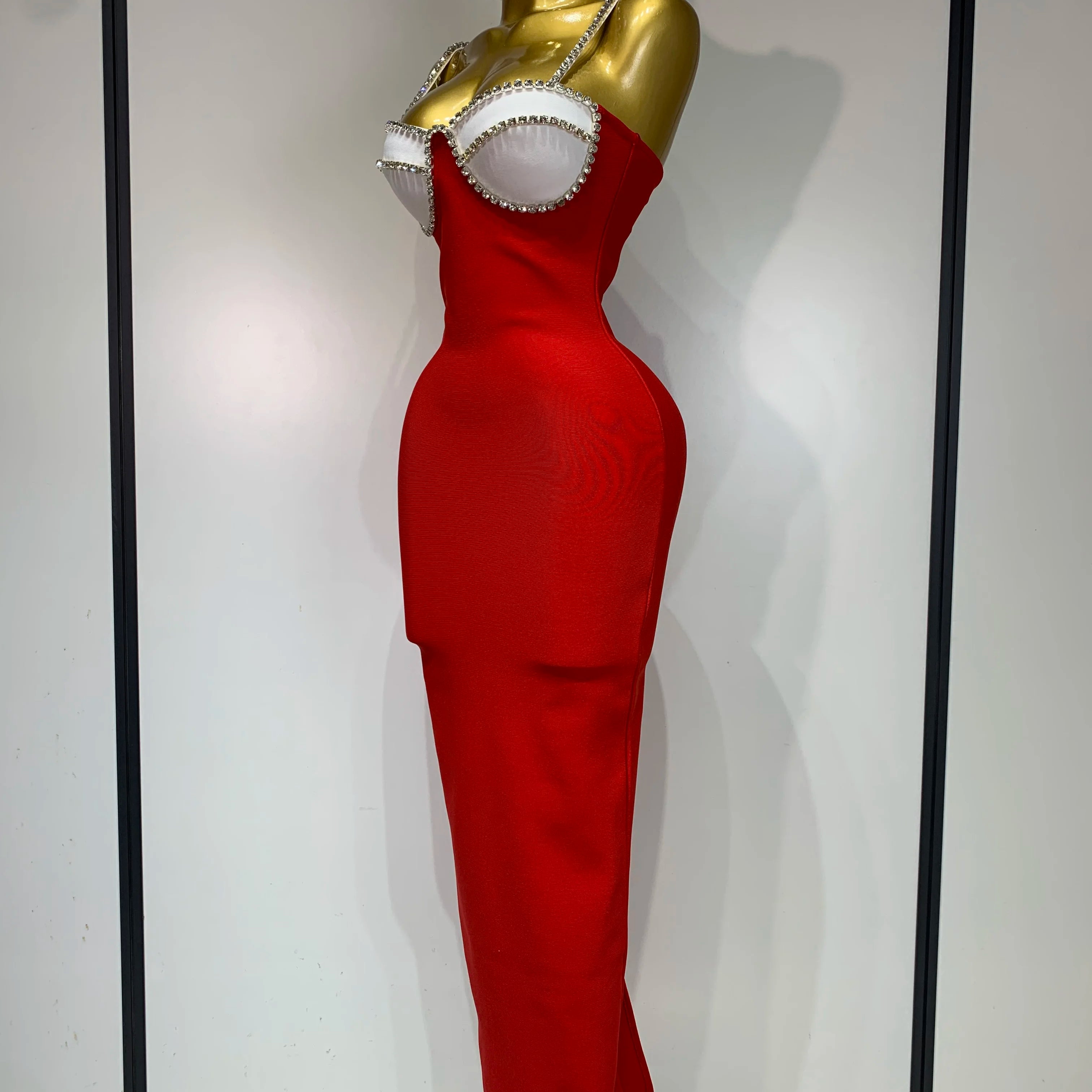 Women Sexy Backless Diamonds Red Maxi Long Bodycon Bandage Dress 2025 Celebrity Elegant Evening Club Luxury Birthday Party Dress
