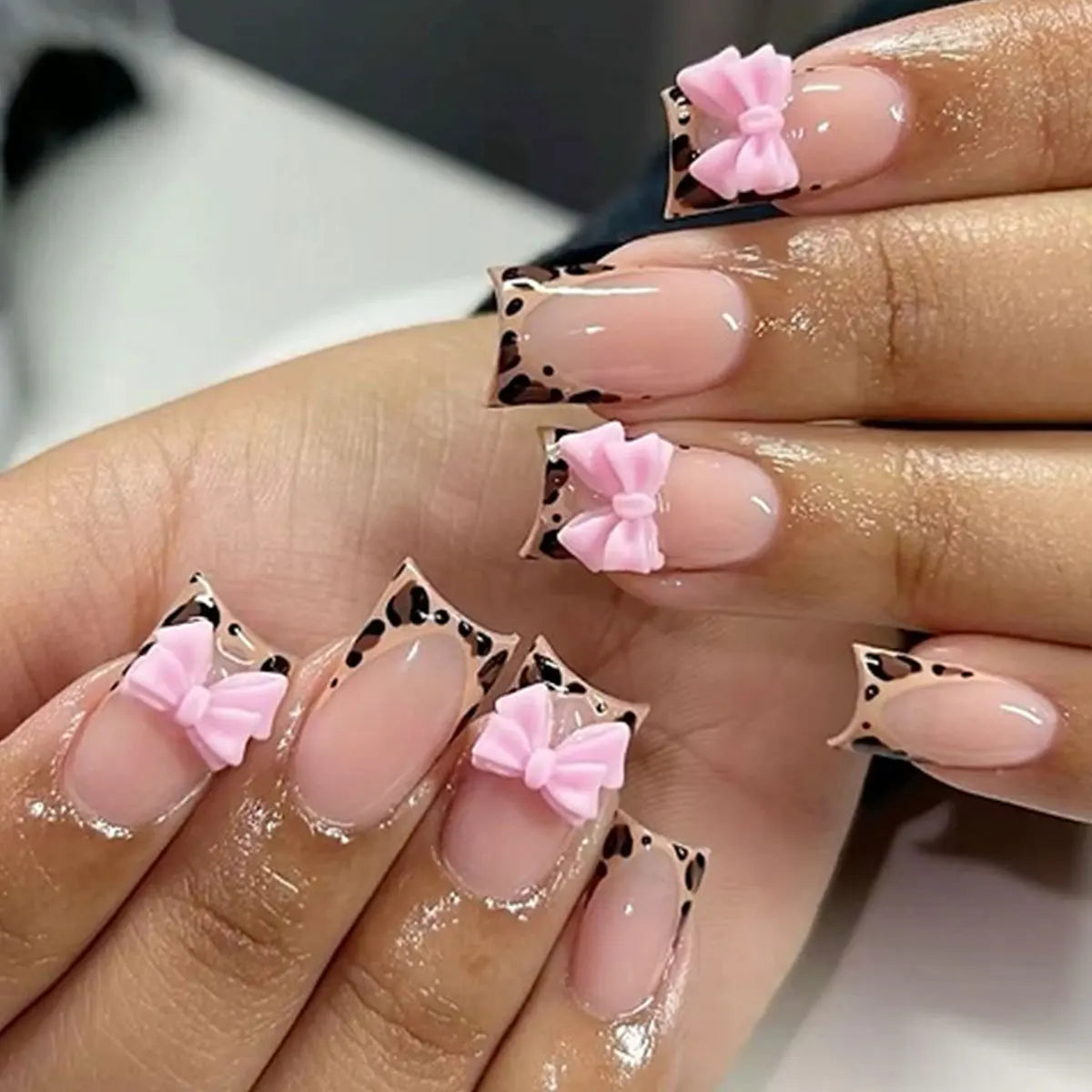 24pcs/set Short Medium fake nails for women girls 3D cute pink bow flowers leopard french square almond tips press on false nail 2651