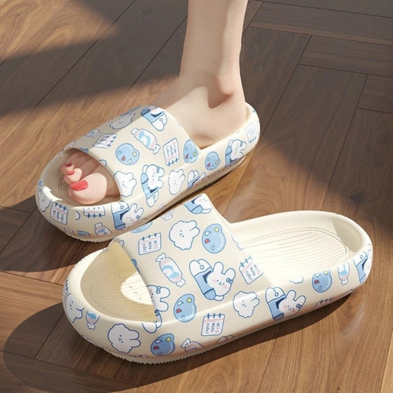 Solid Bear Slippers Cartoon Graffiti Shoes Women Summer Flip-Flops Beach Sandals Thick Platform Soft Cozy Casual Home Slippers