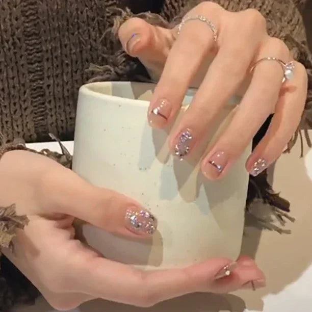 Shiny Crystal Glitter Powder Cat Eye Rhinestone Pearl Short Fake Nails Art Korean False Nails Zircon DIY Press on Nails Manicure MT2375GN039