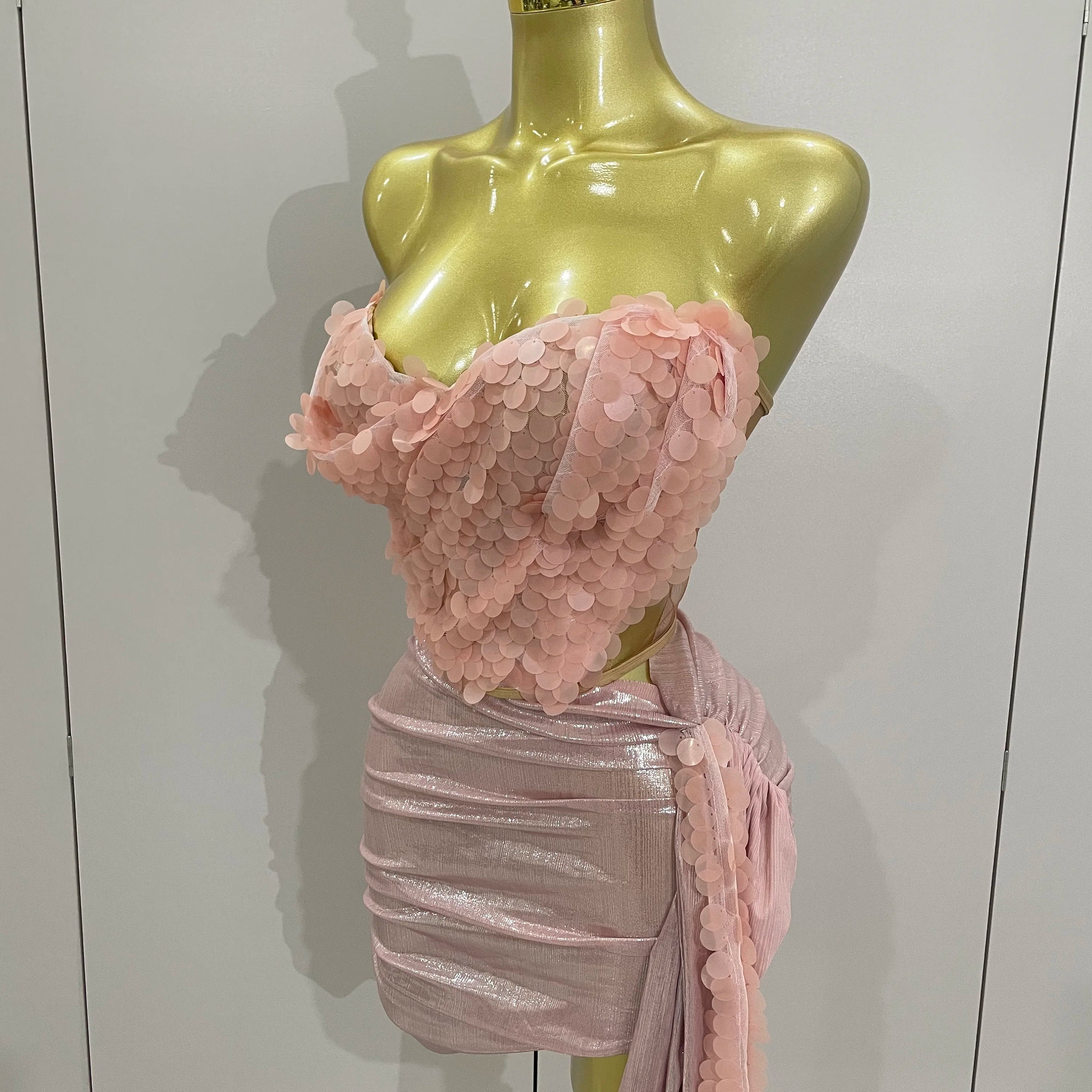 2025New Sexy Pink Sequin Strapless 2 Pieces Bodycon Mini Dress Women Celebrate Birthday Party Bar Singer Nightclub Stage Costume