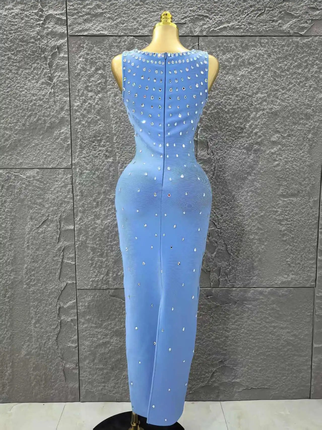 Skyblue Color Women Sleeveless O-Neck Shinning Crystal Bodycon Long Bandage Dress Celebrate Evening Party Birthday Outfit